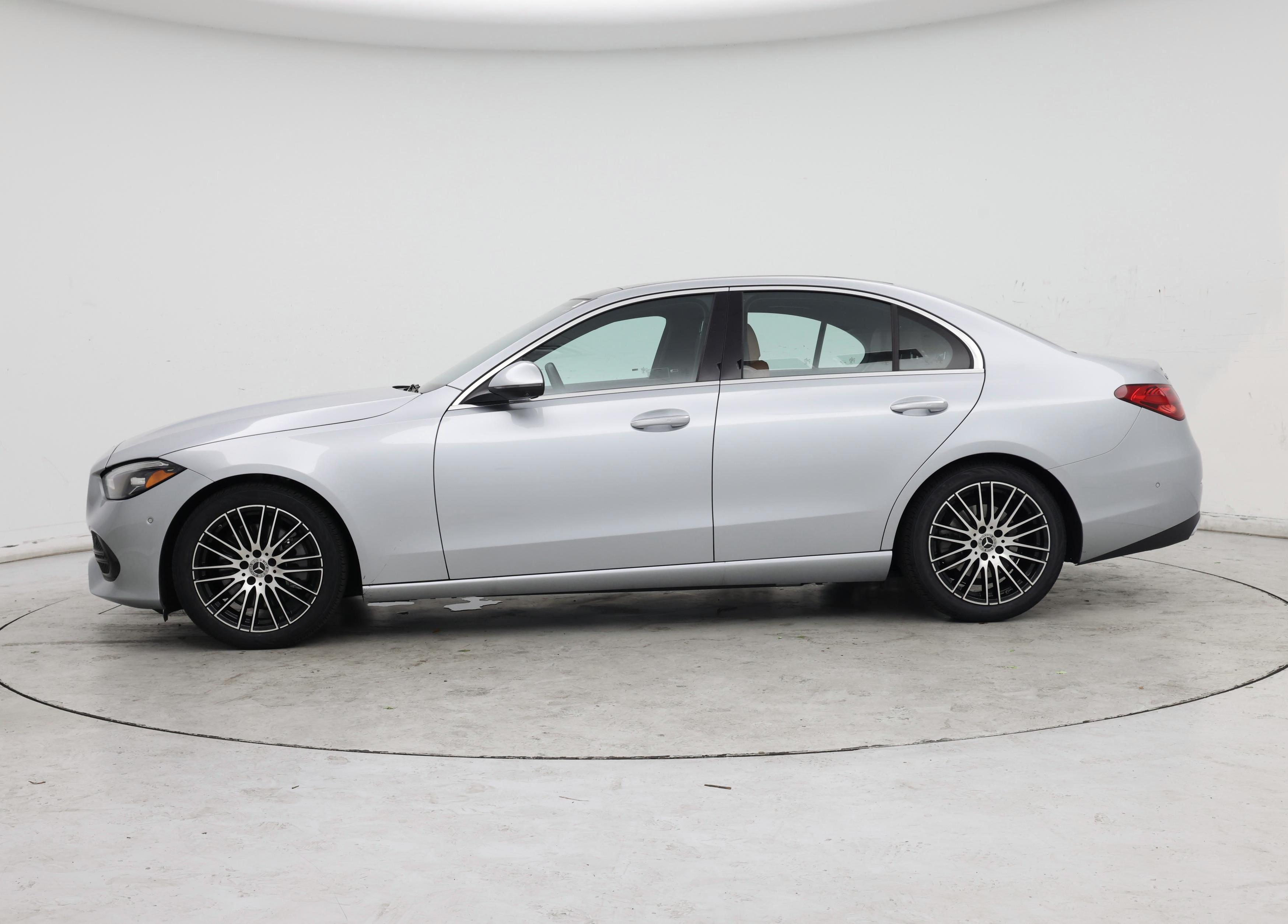 Thumbnail: 2022 Mercedes-Benz C-Class - 3