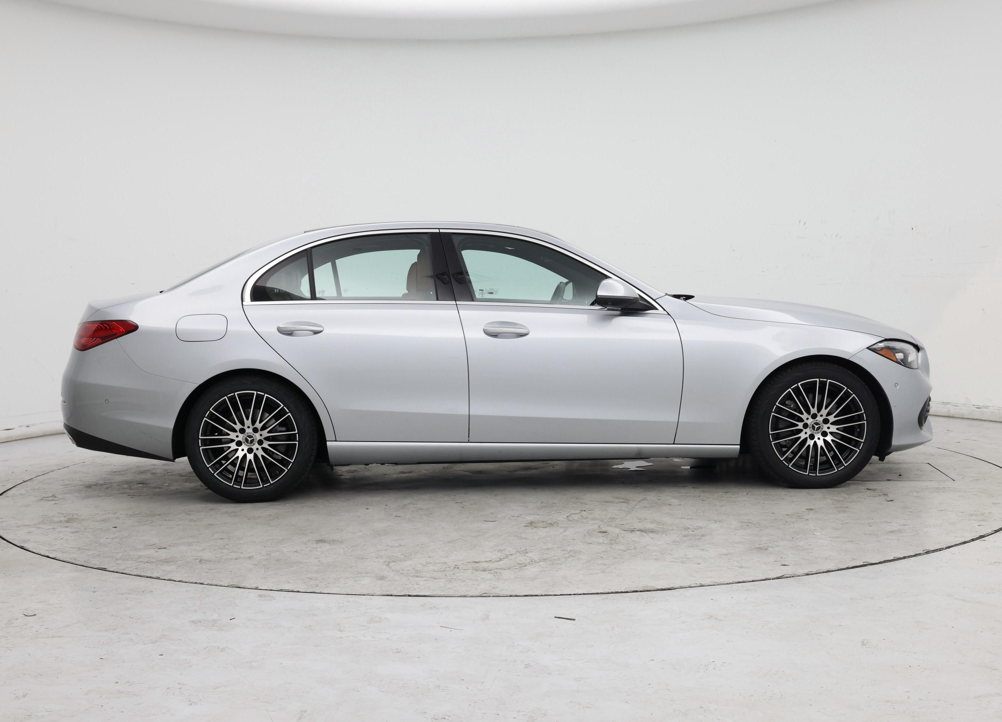 Thumbnail: 2022 Mercedes-Benz C-Class - 7