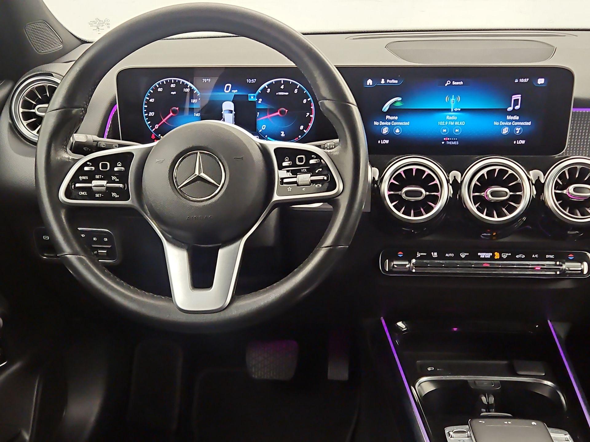 Thumbnail: 2020 Mercedes-Benz GLB - 10