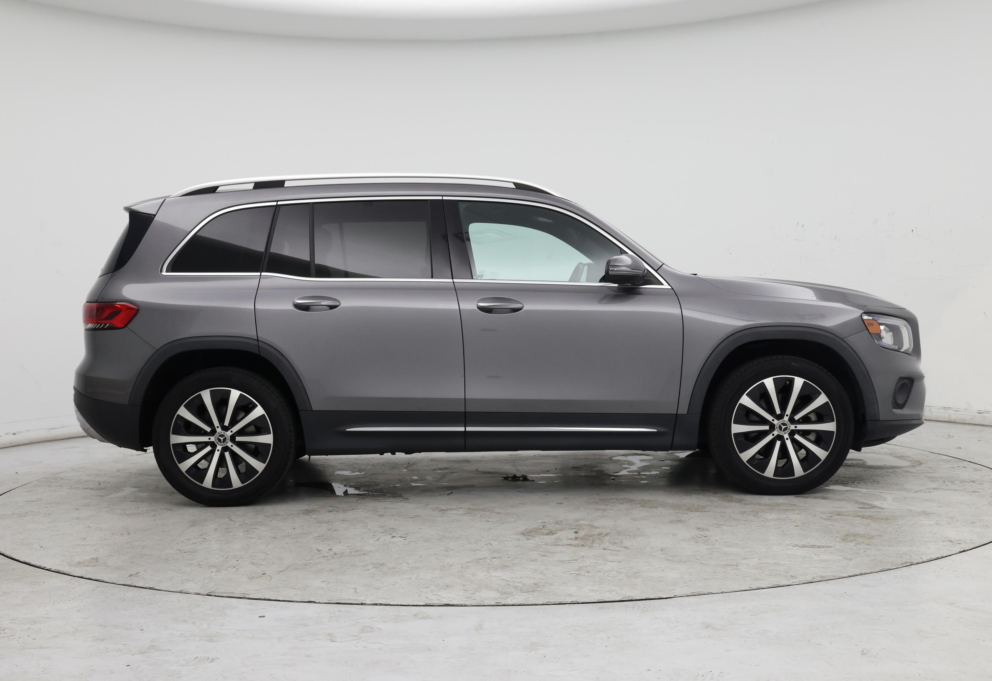 Thumbnail: 2020 Mercedes-Benz GLB - 7
