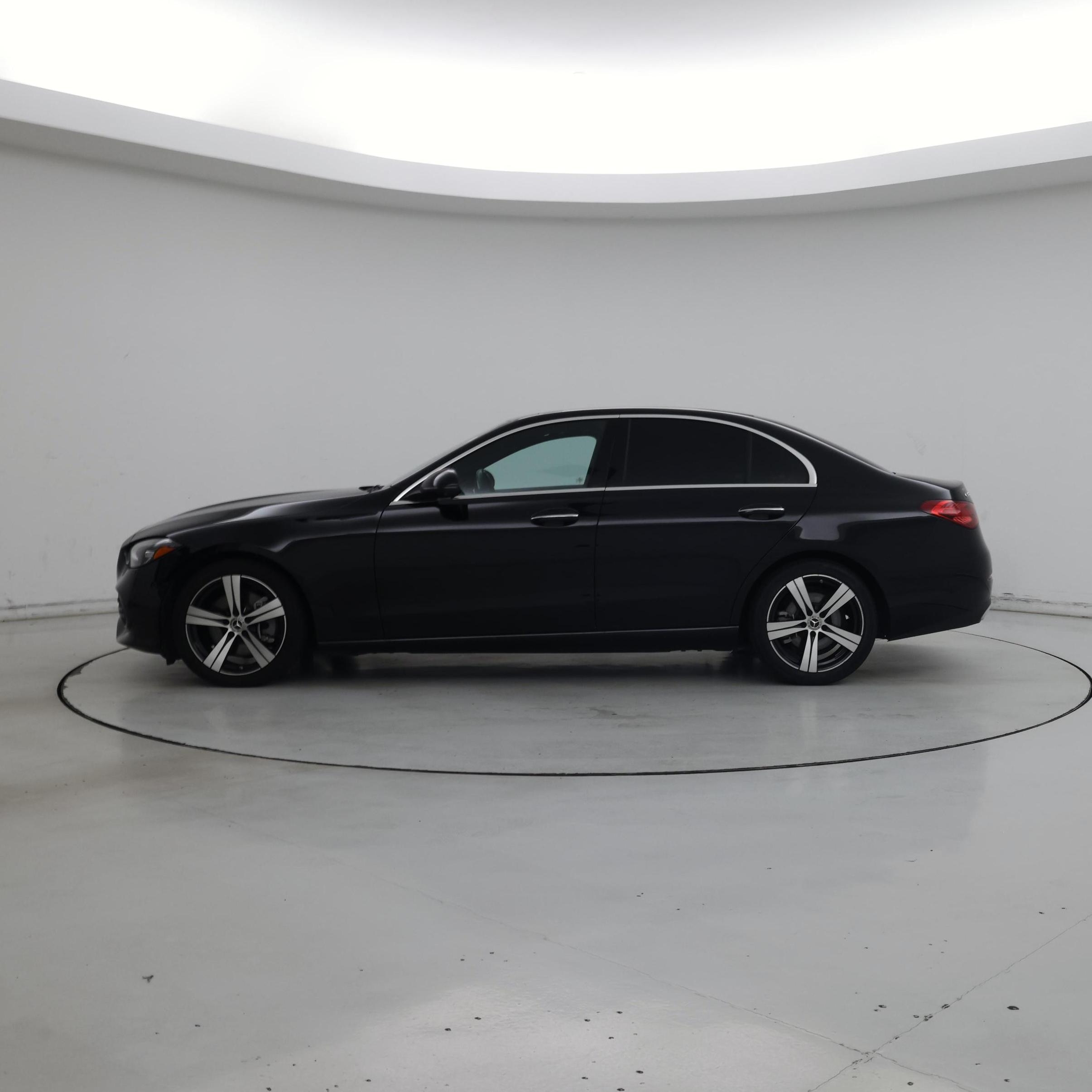 Thumbnail: 2023 Mercedes-Benz C-Class - 3