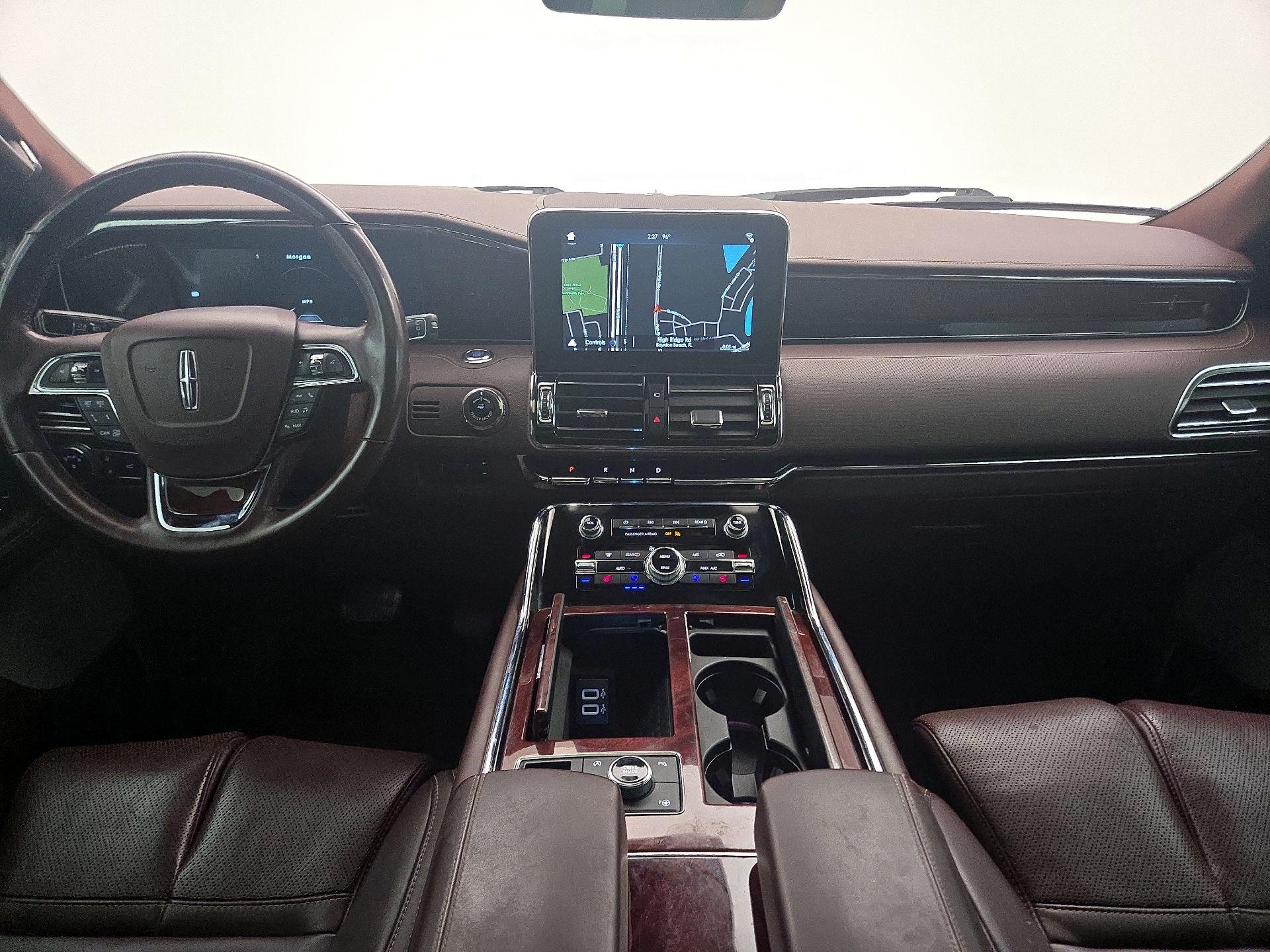 Thumbnail: 2019 Lincoln Navigator - 9