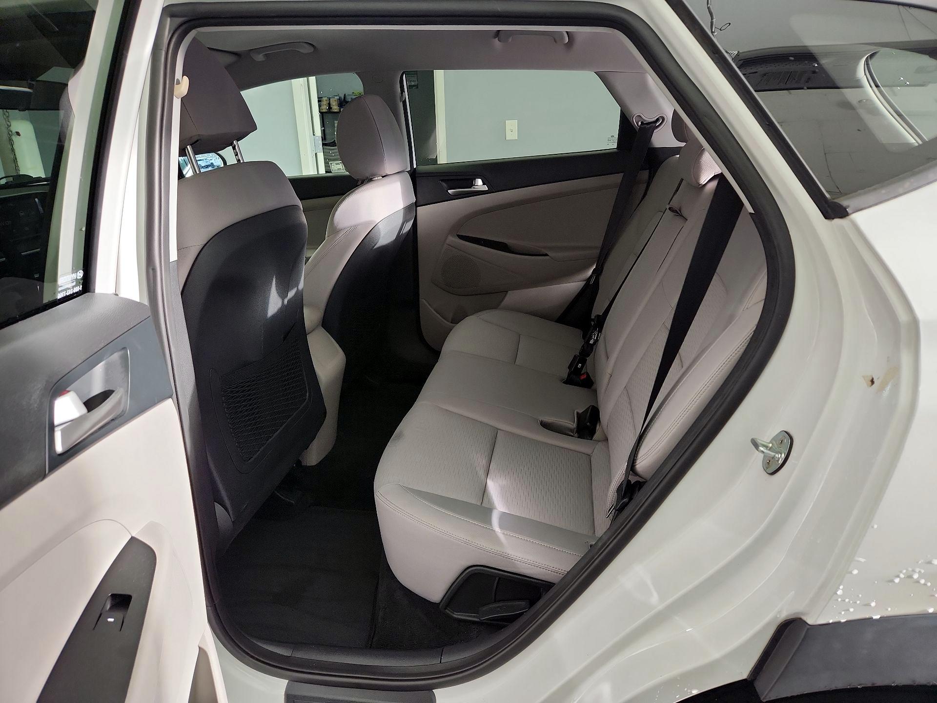 Thumbnail: 2020 Hyundai Tucson - 19