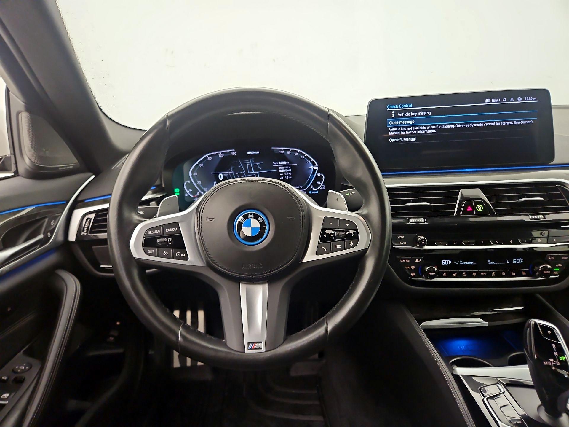 Thumbnail: 2022 BMW 5 Series - 10