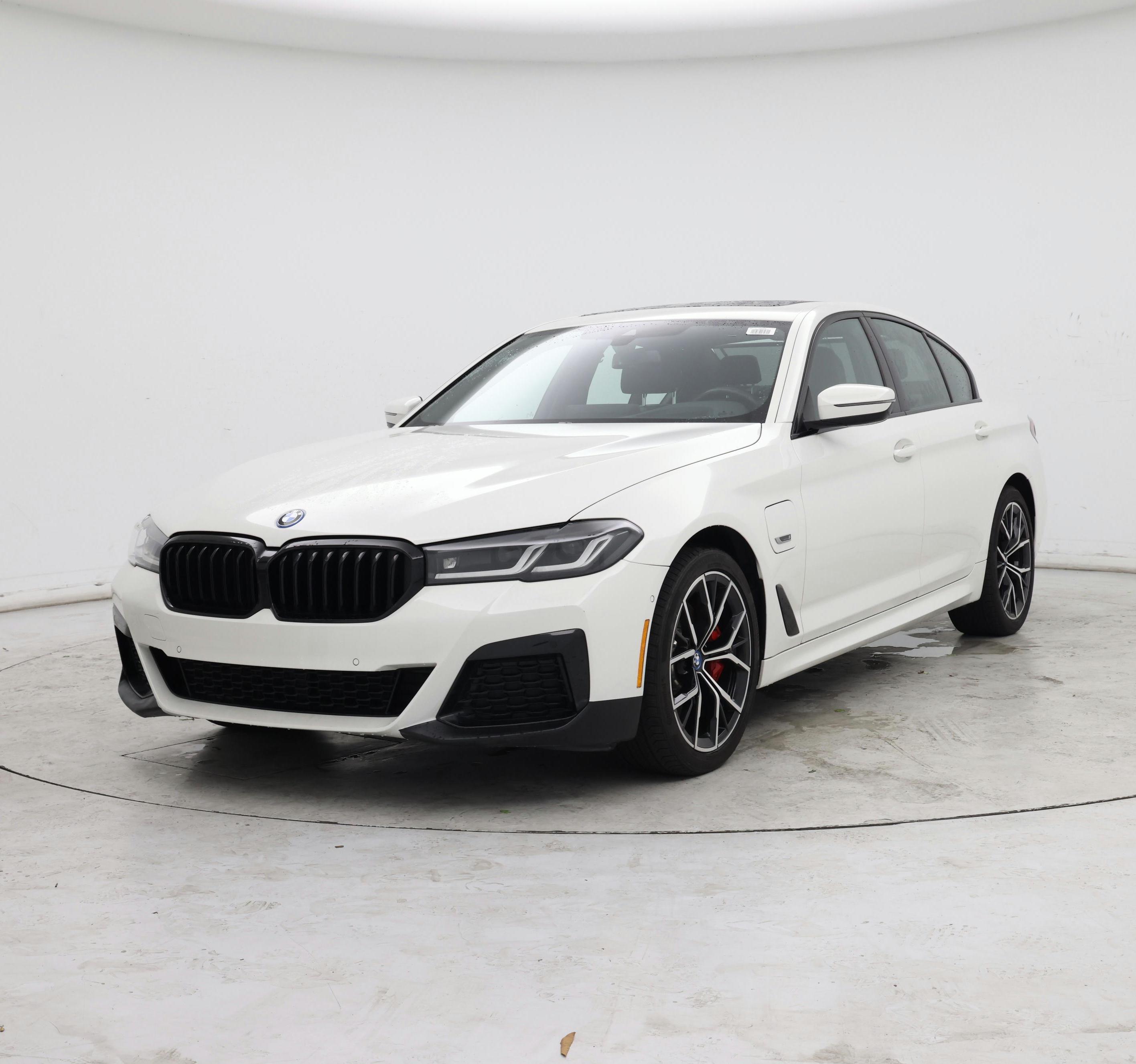 Thumbnail: 2022 BMW 5 Series - 4