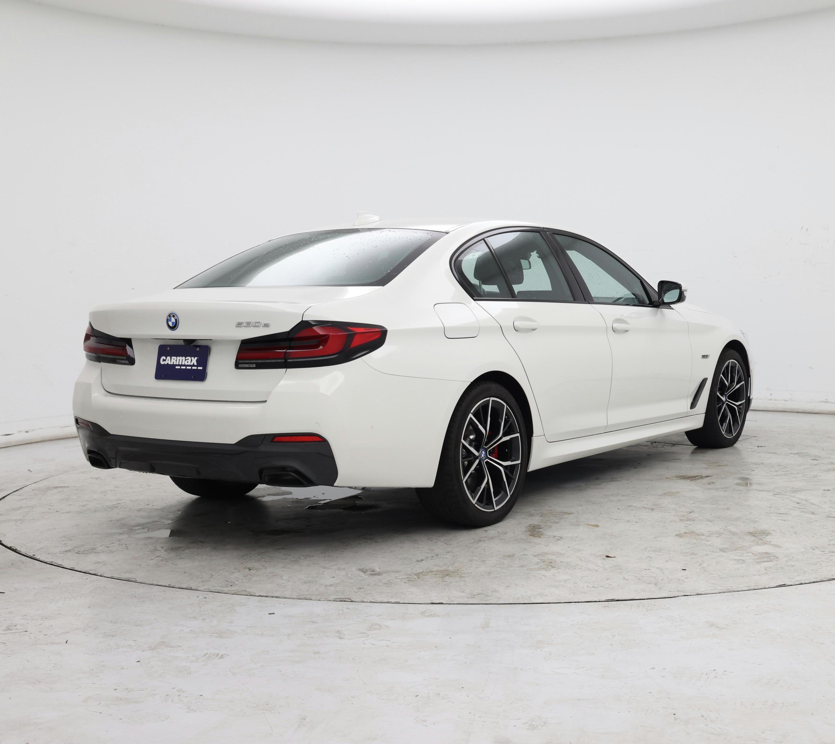 Thumbnail: 2022 BMW 5 Series - 8