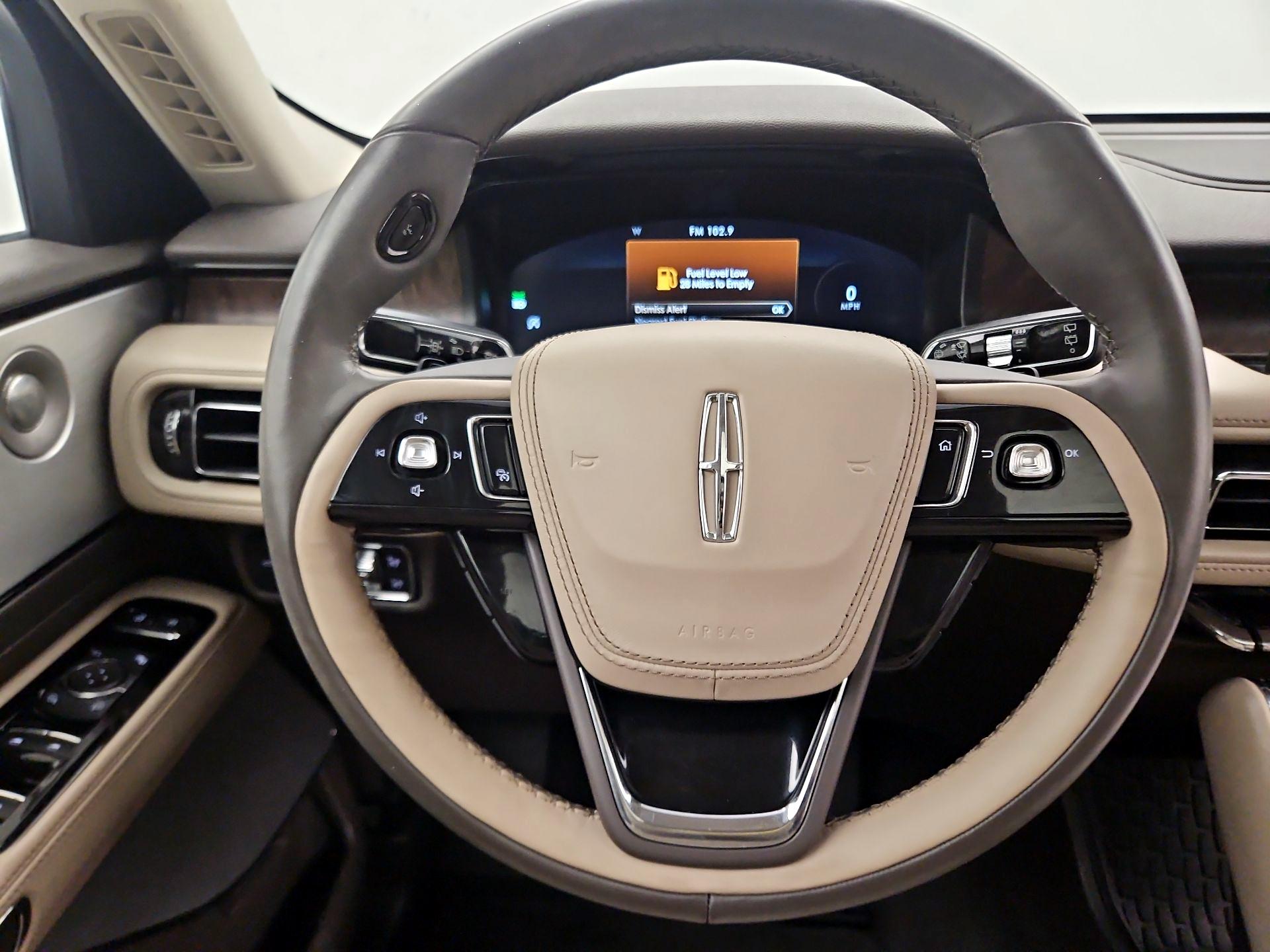 Thumbnail: 2020 Lincoln Aviator - 10
