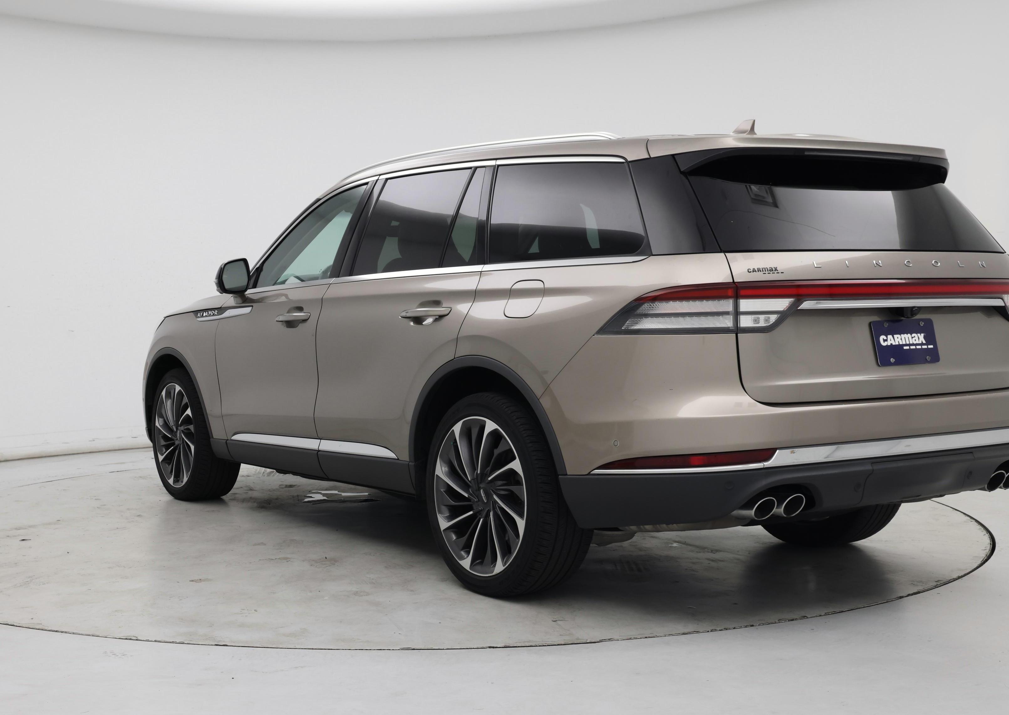 Thumbnail: 2020 Lincoln Aviator - 2