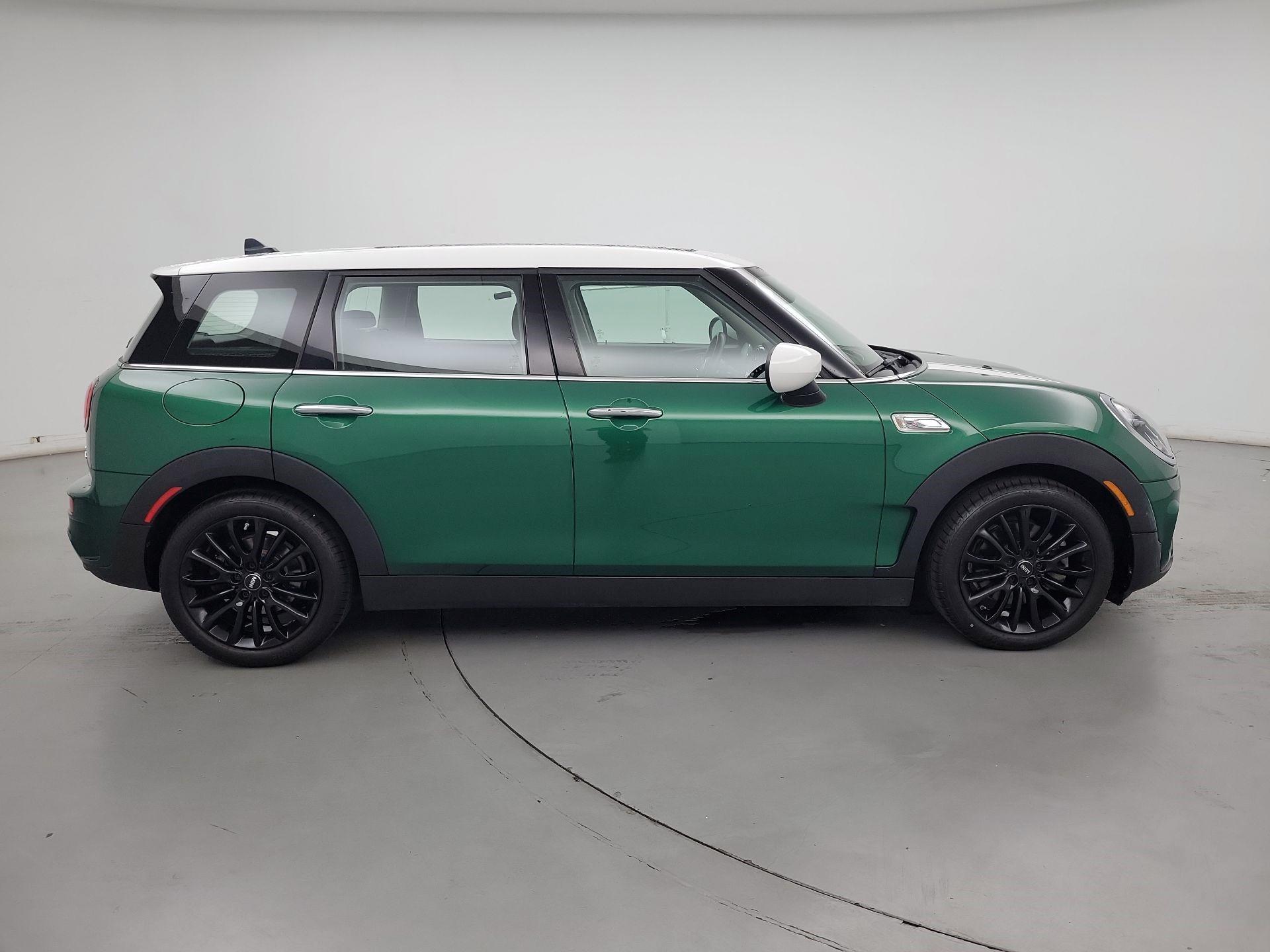Thumbnail: 2022 MINI Cooper Clubman - 4