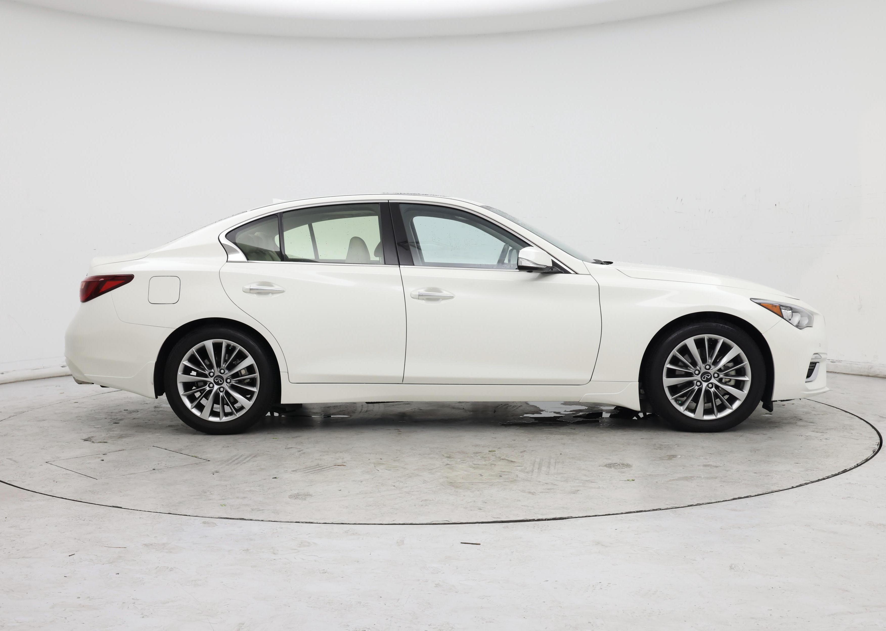 Thumbnail: 2023 INFINITI Q50 - 7
