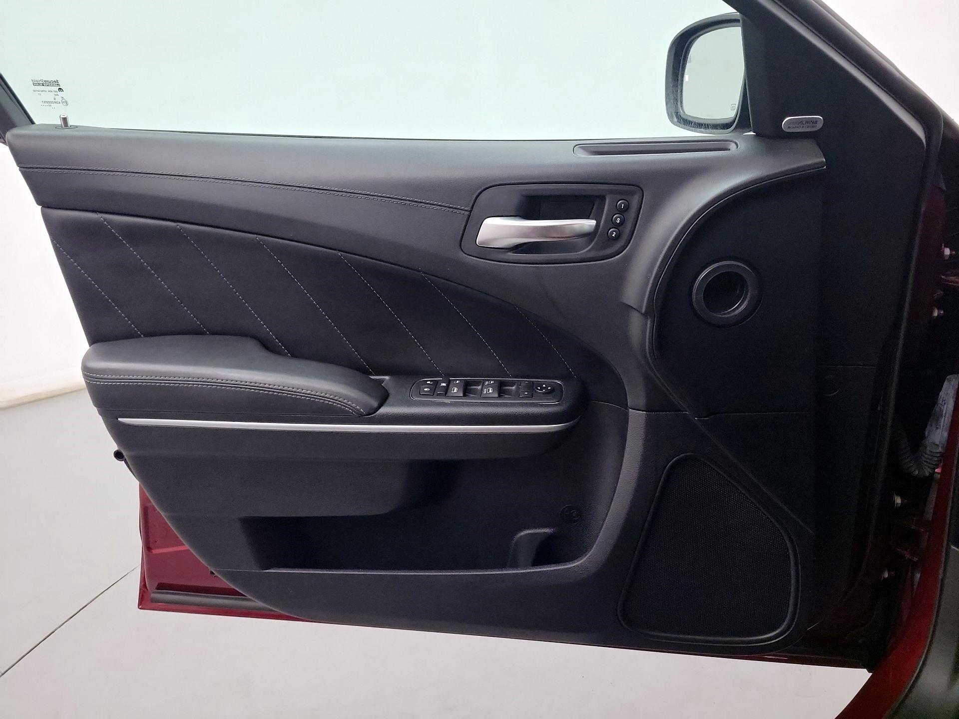 Thumbnail: 2020 Dodge Charger - 10
