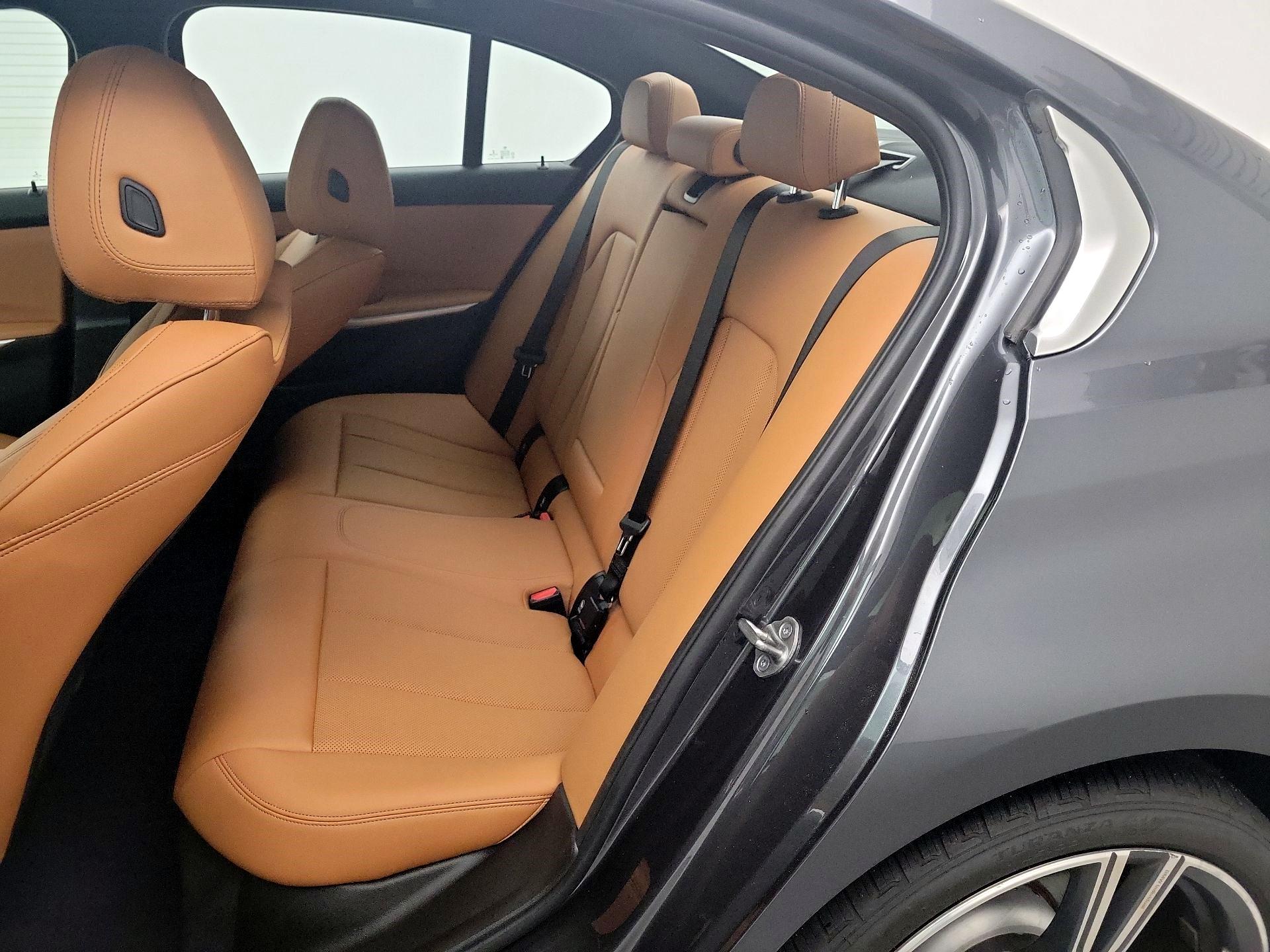 Thumbnail: 2022 BMW 3 Series - 19