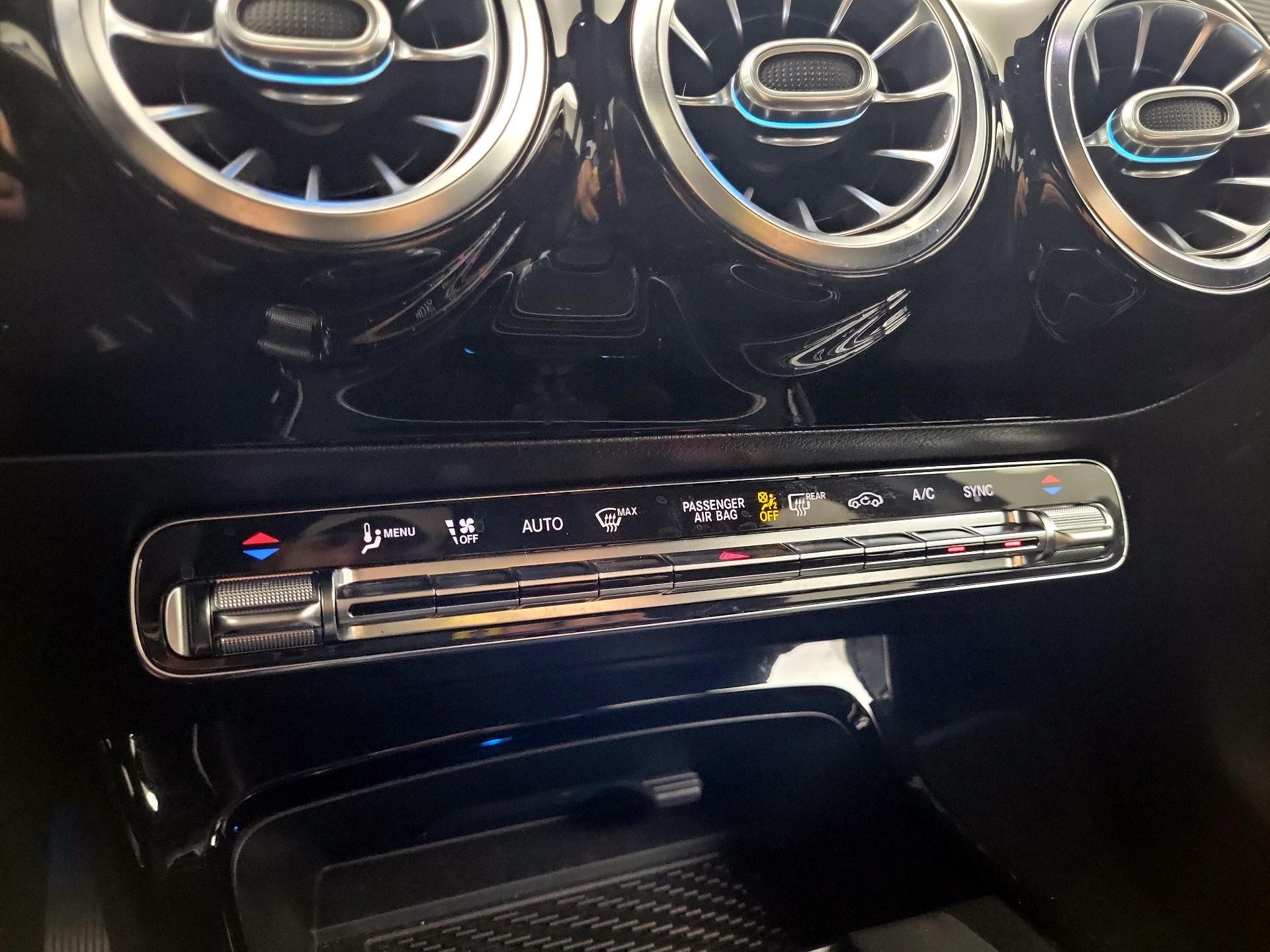 Thumbnail: 2019 Mercedes-Benz A-Class - 13