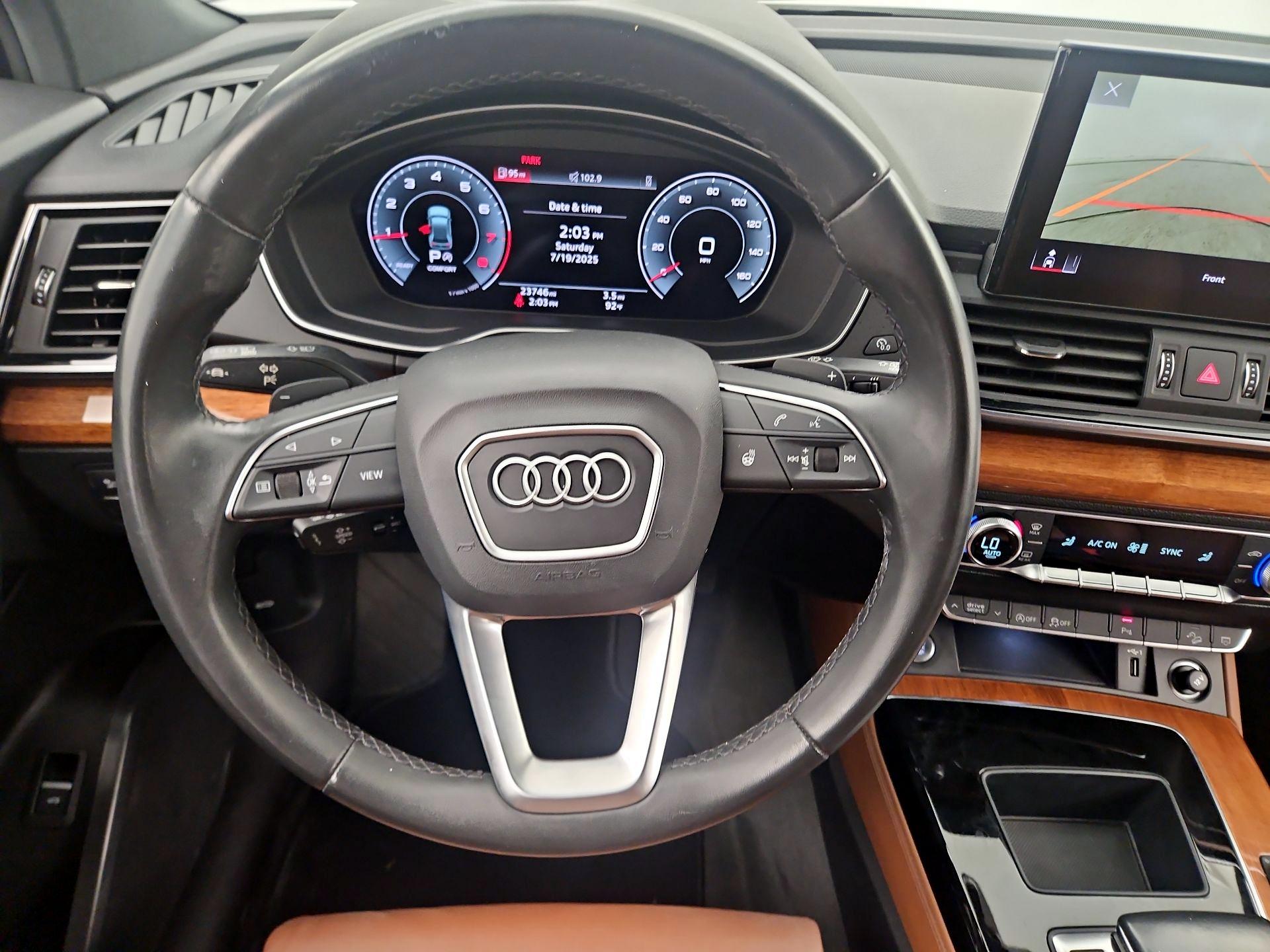 Thumbnail: 2022 Audi Q5 - 10