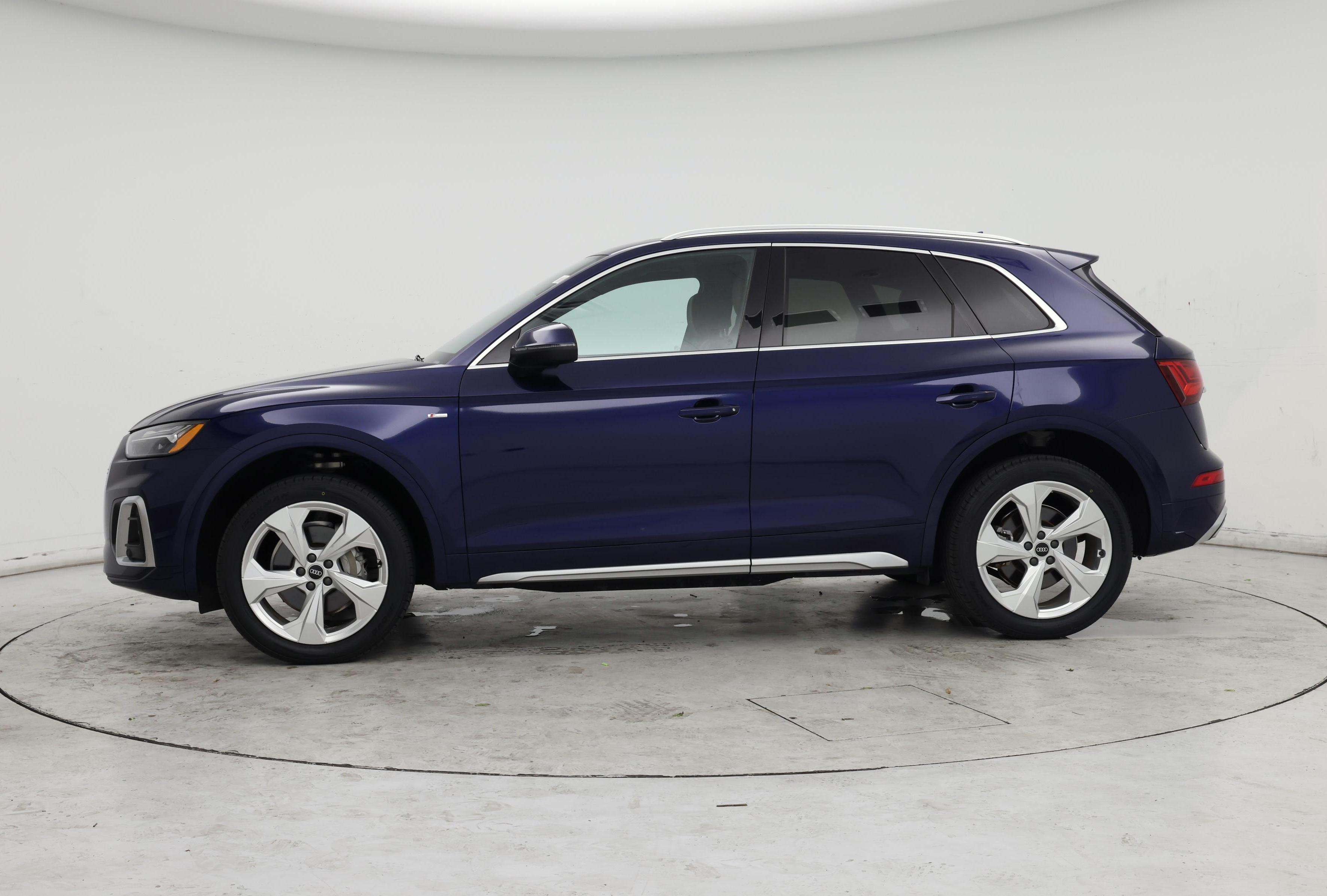 Thumbnail: 2022 Audi Q5 - 3