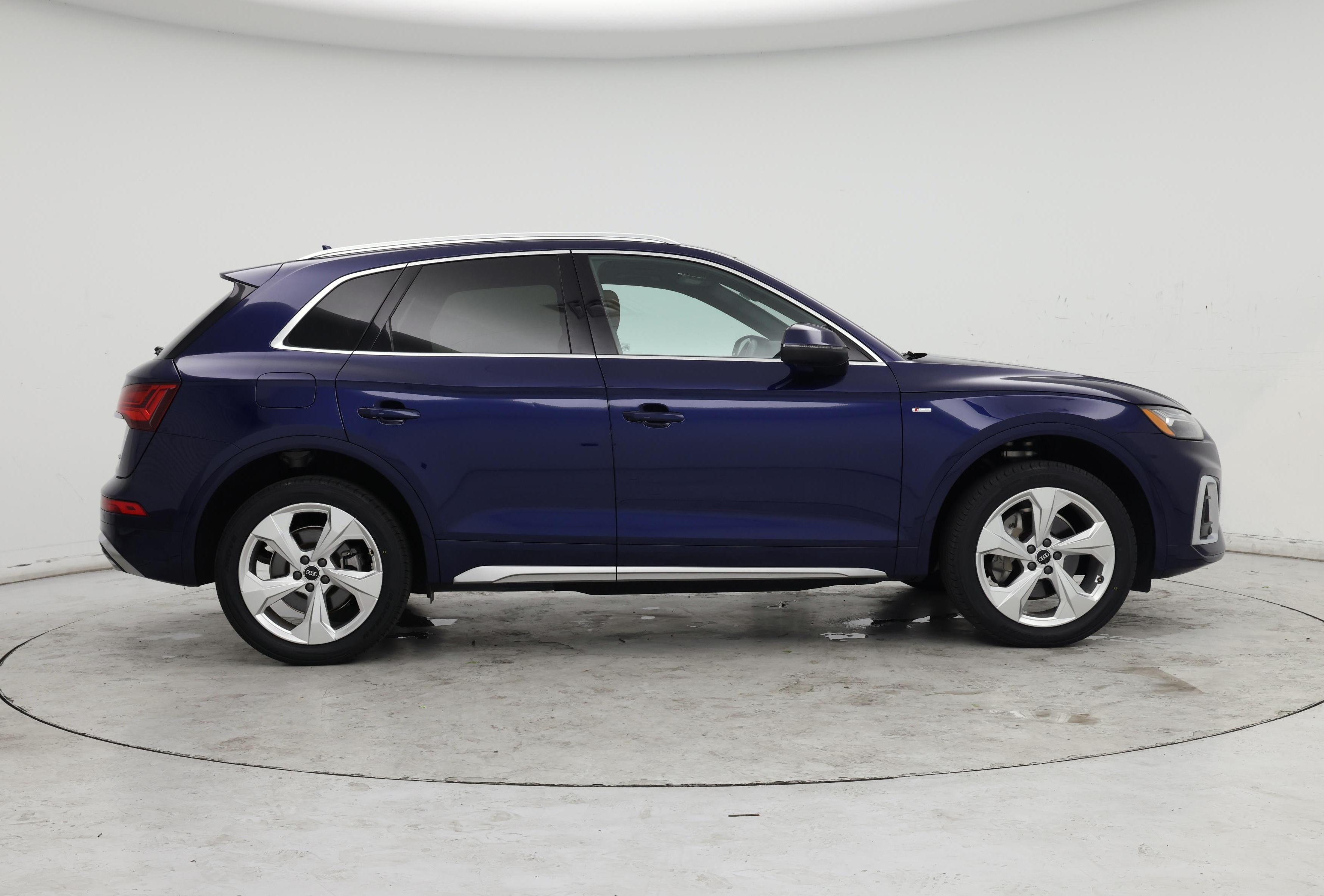 Thumbnail: 2022 Audi Q5 - 7