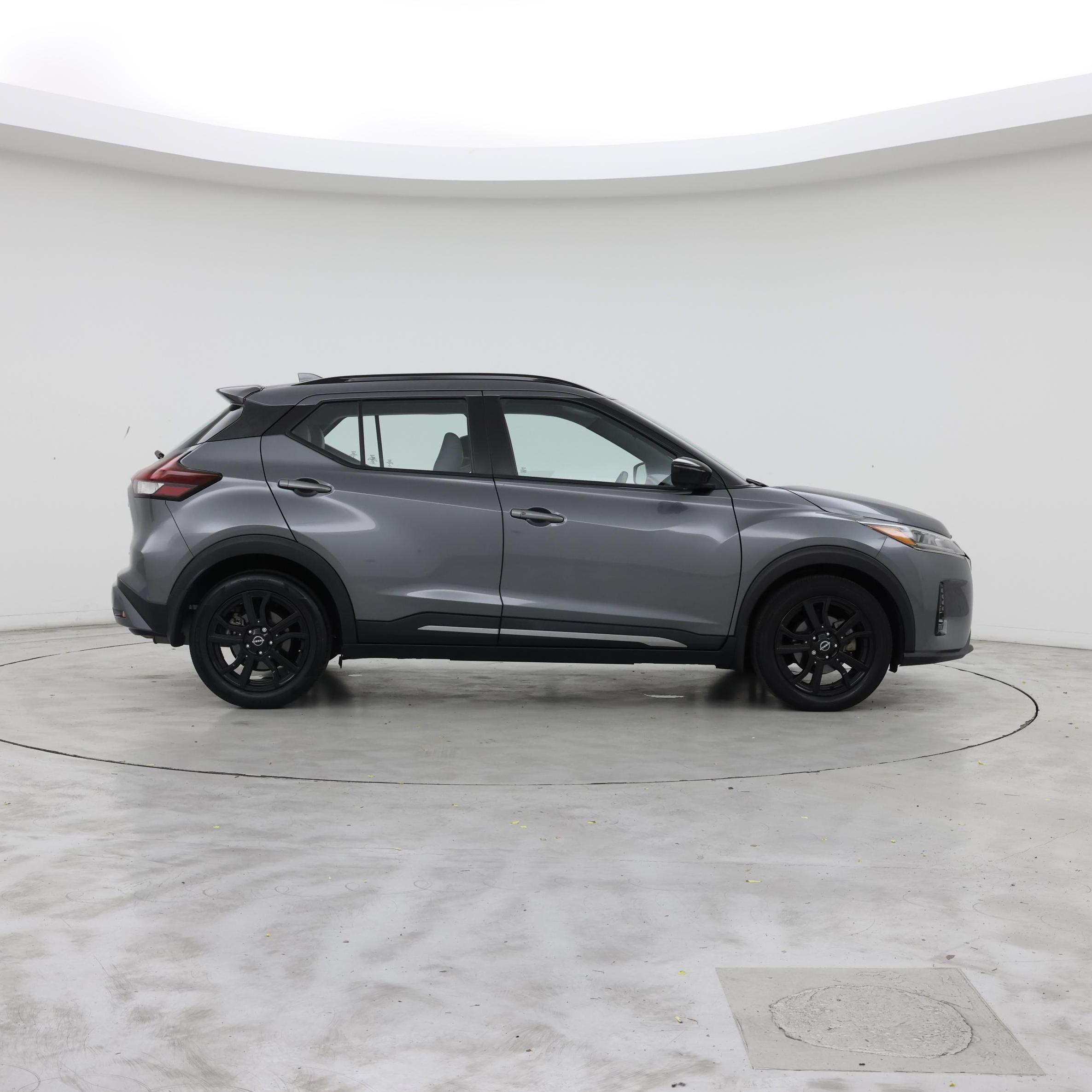 Thumbnail: 2022 Nissan Kicks - 7