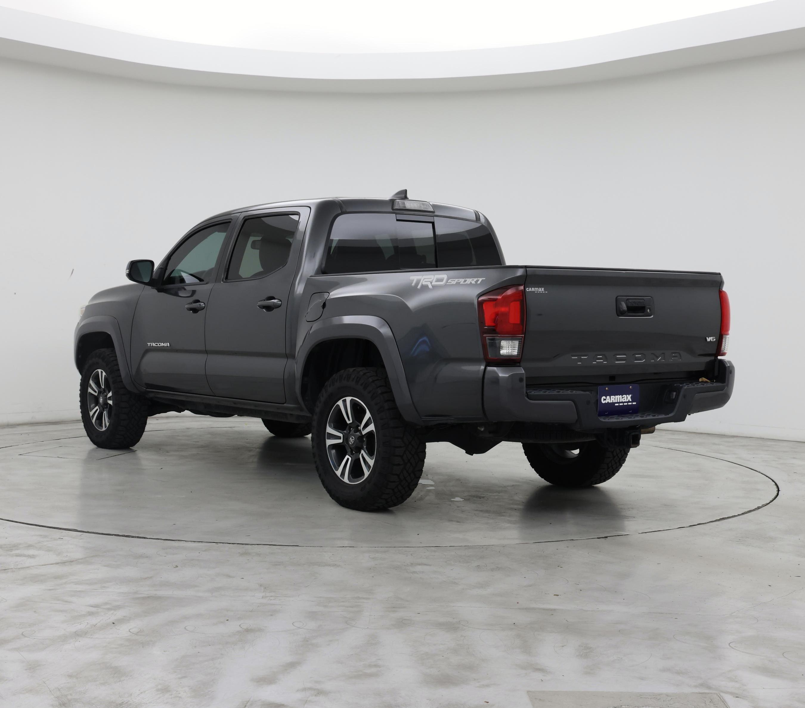 Thumbnail: 2019 Toyota Tacoma - 2