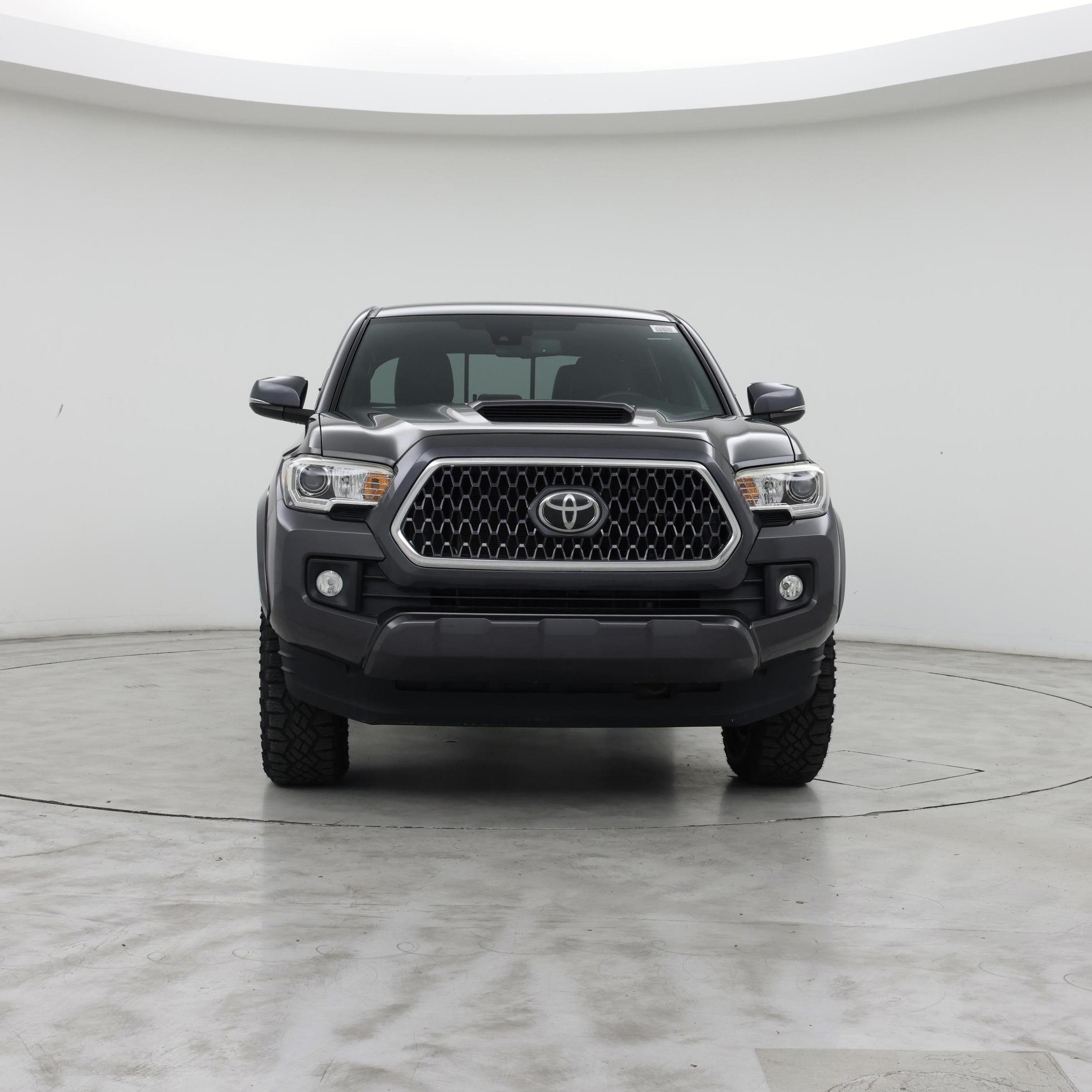 Thumbnail: 2019 Toyota Tacoma - 5