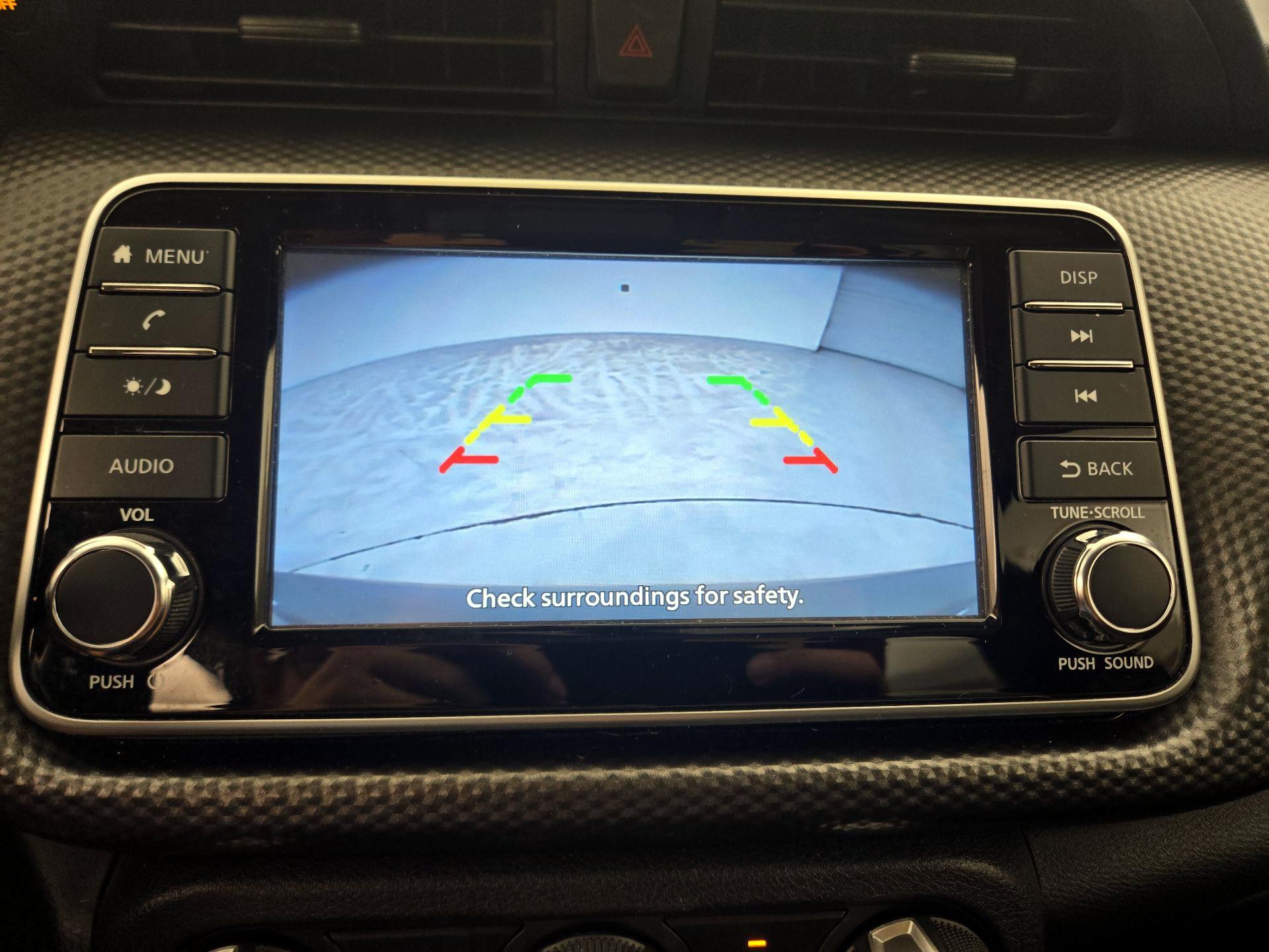 Thumbnail: 2019 Nissan Kicks - 14