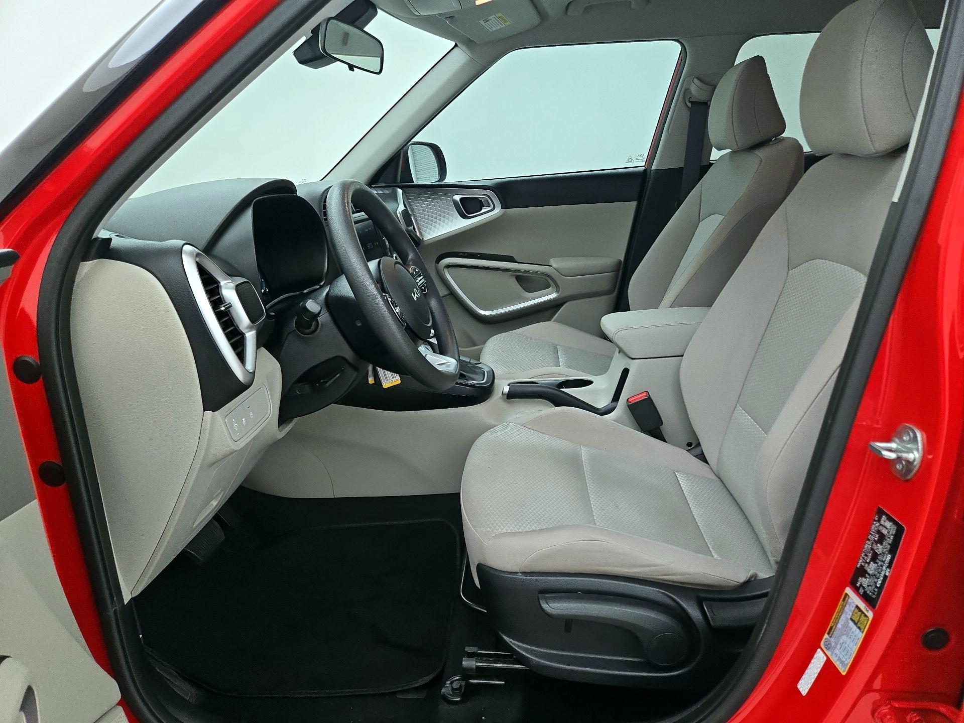 Thumbnail: 2023 Kia Soul - 11