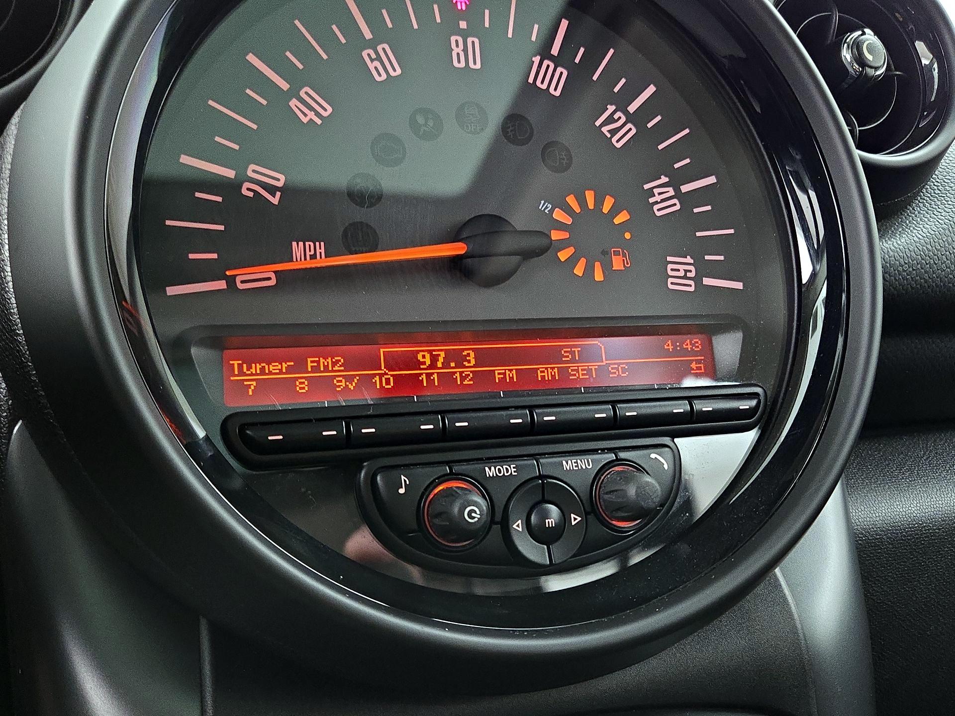 Thumbnail: 2015 MINI Cooper Countryman - 13