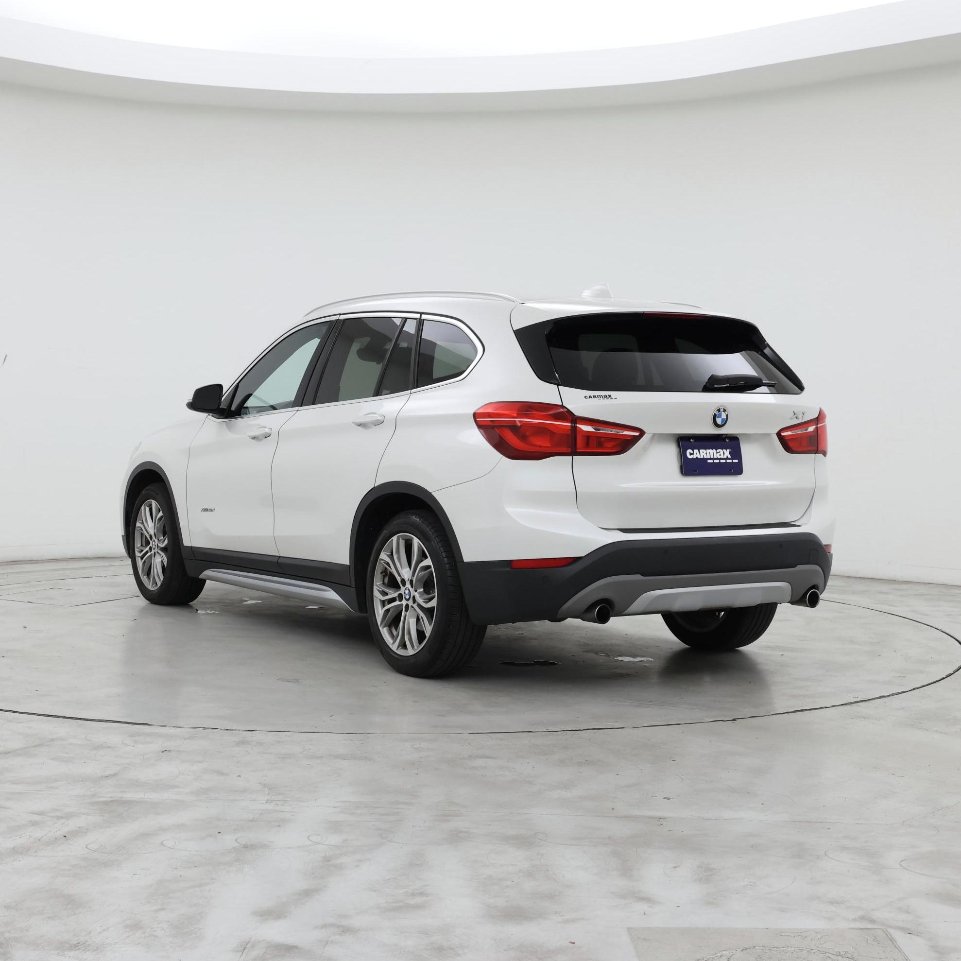 Thumbnail: 2017 BMW X1 - 2