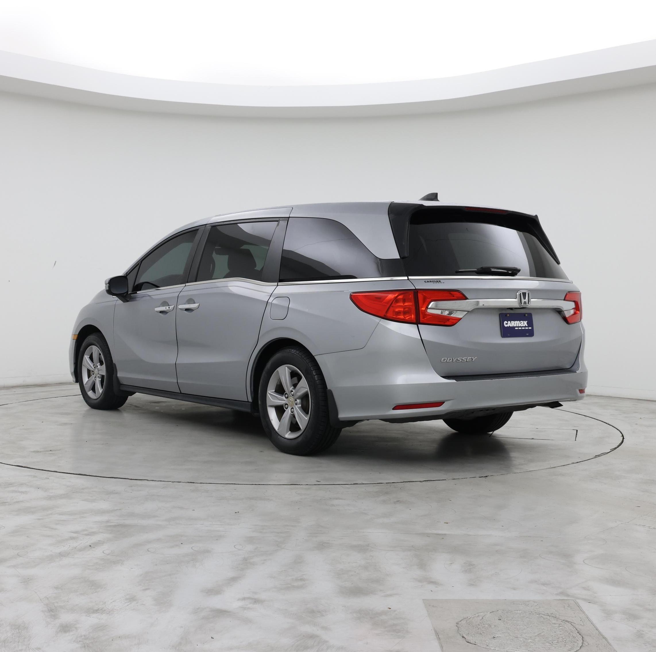 Thumbnail: 2018 Honda Odyssey - 2