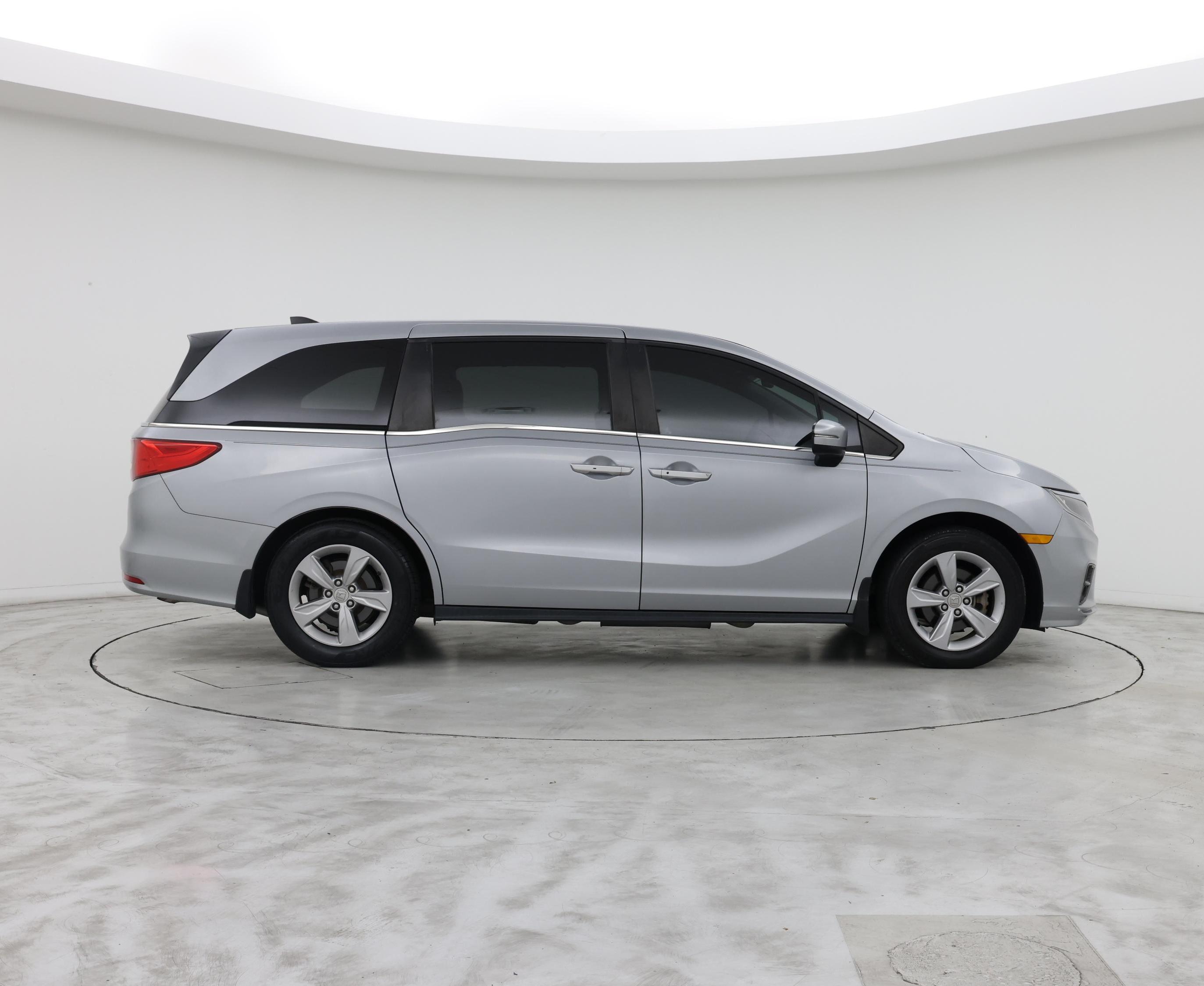Thumbnail: 2018 Honda Odyssey - 7