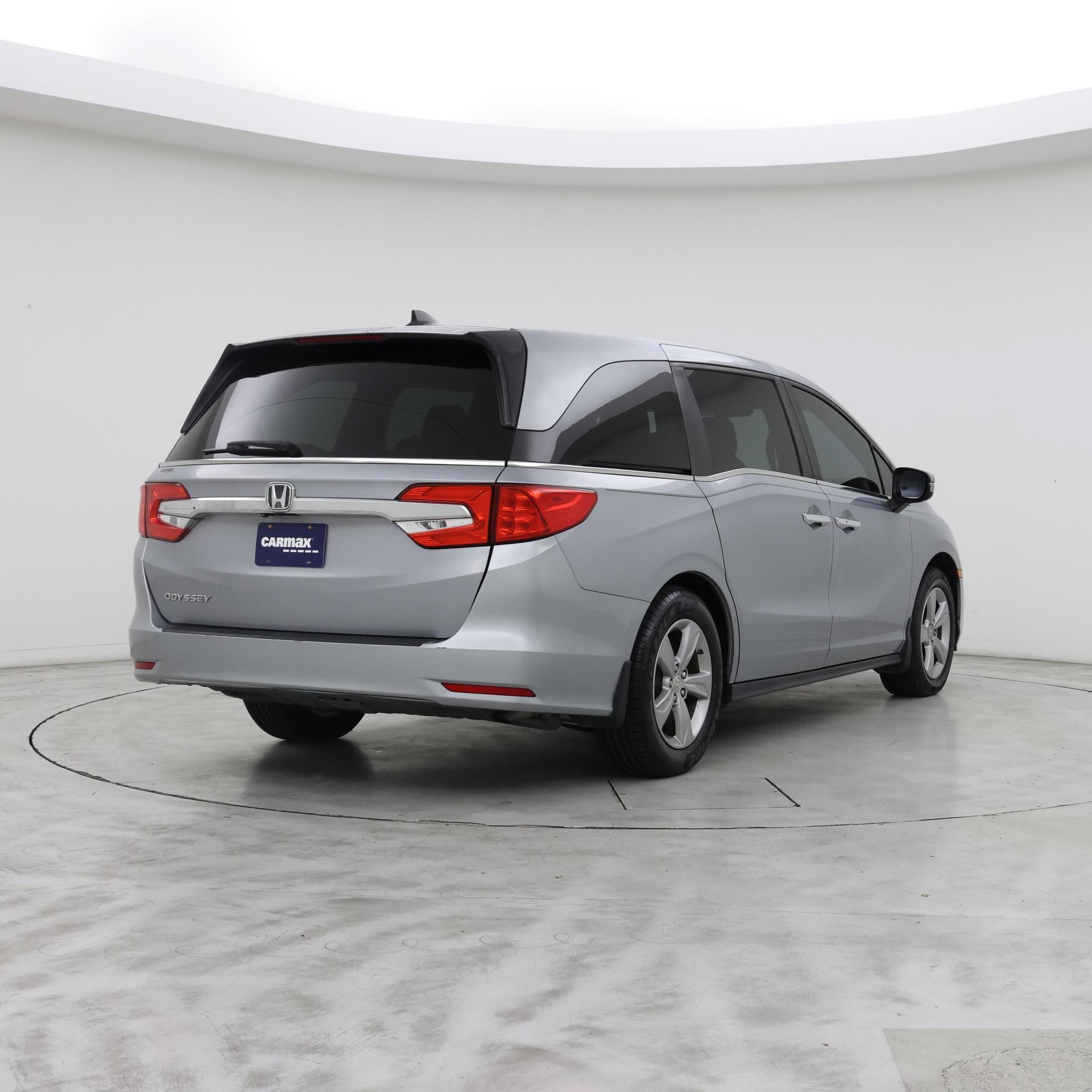 Thumbnail: 2018 Honda Odyssey - 8