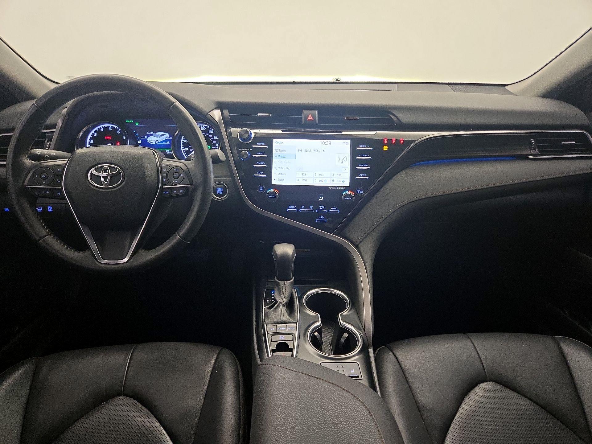 Thumbnail: 2020 Toyota Camry - 9