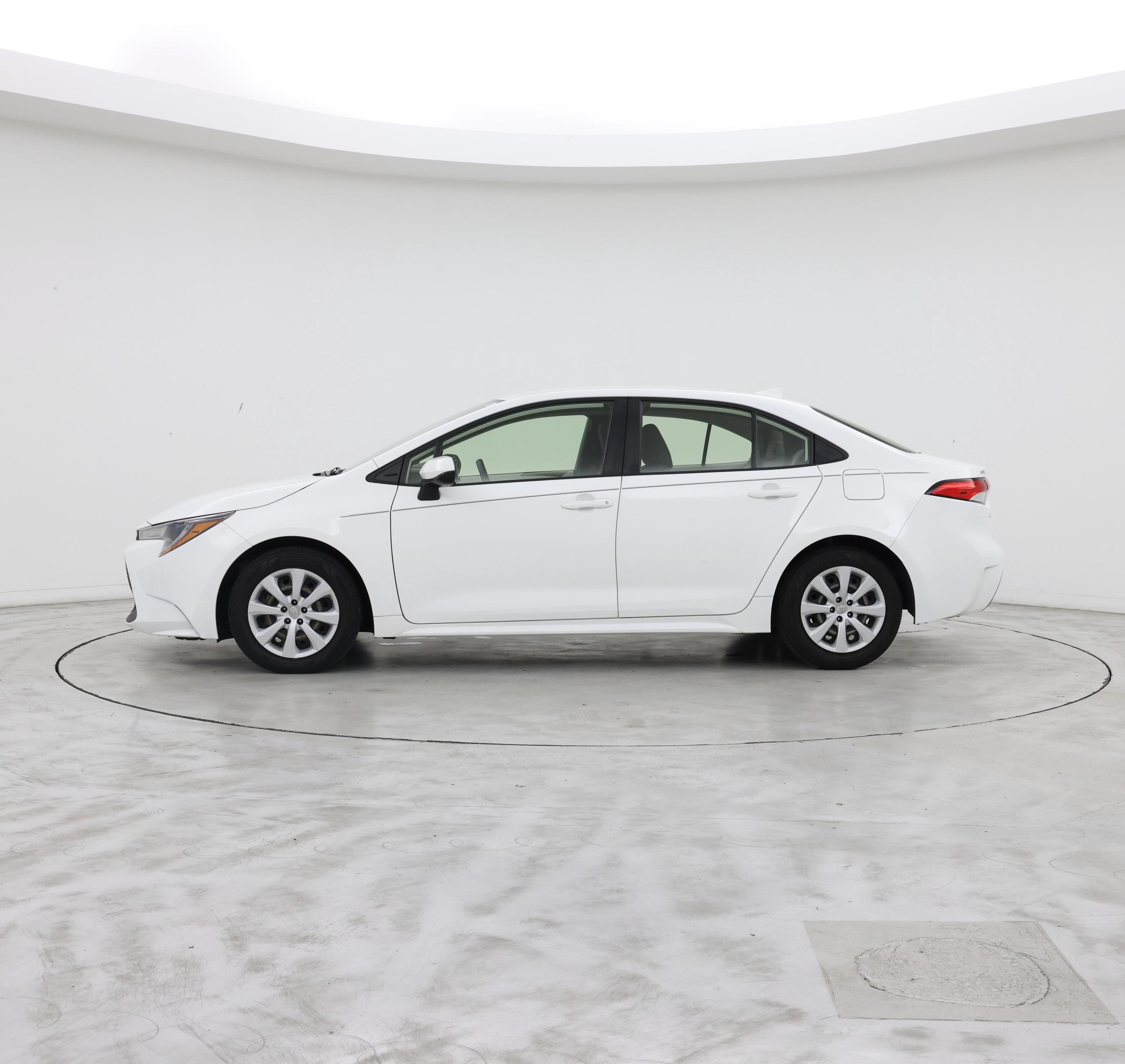 Thumbnail: 2022 Toyota Corolla - 3