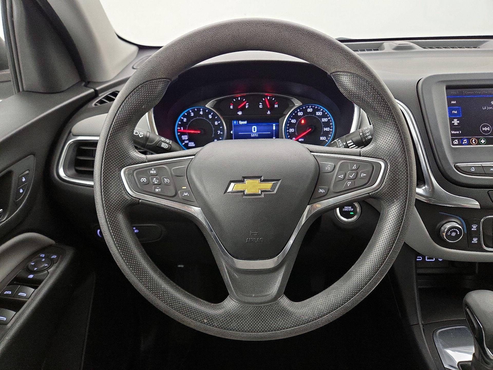 Thumbnail: 2022 Chevrolet Equinox - 10