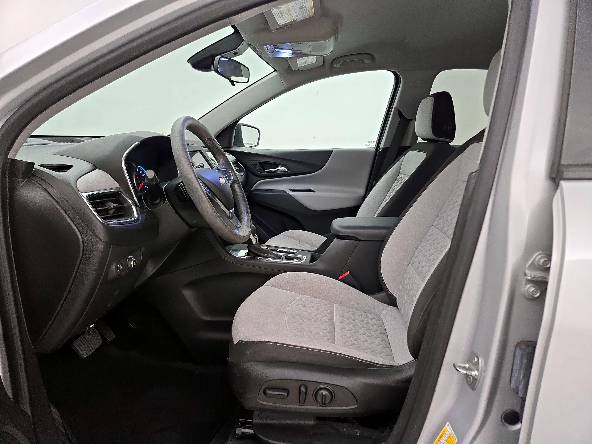 Thumbnail: 2022 Chevrolet Equinox - 11