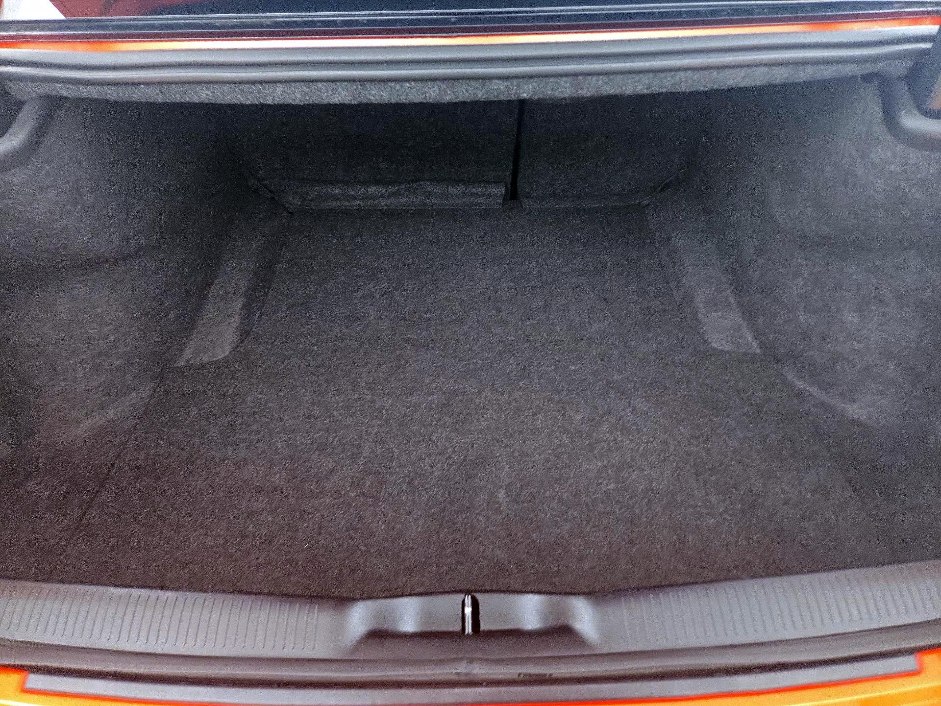 Thumbnail: 2022 Dodge Charger - 20