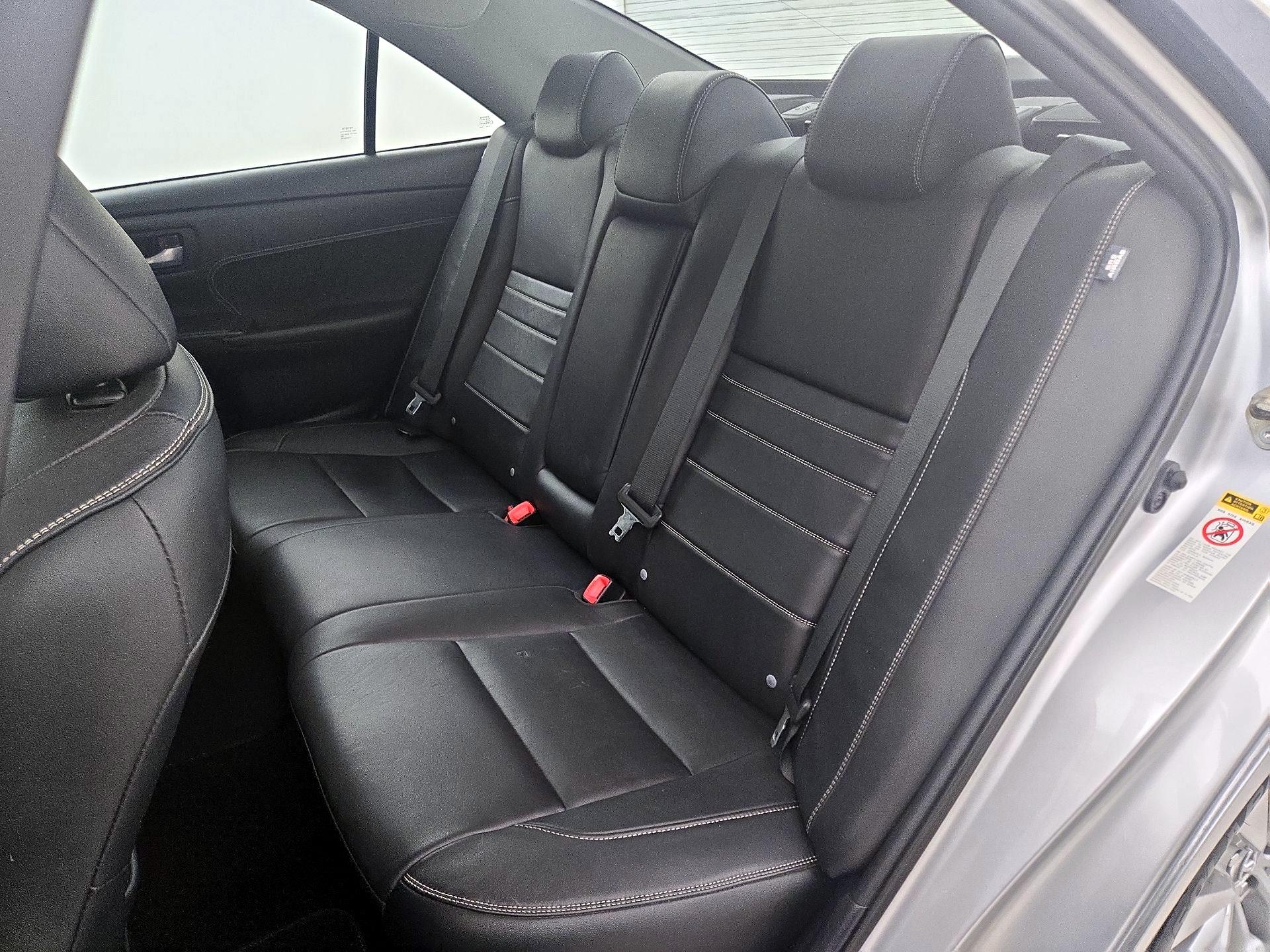 Thumbnail: 2015 Toyota Camry - 20