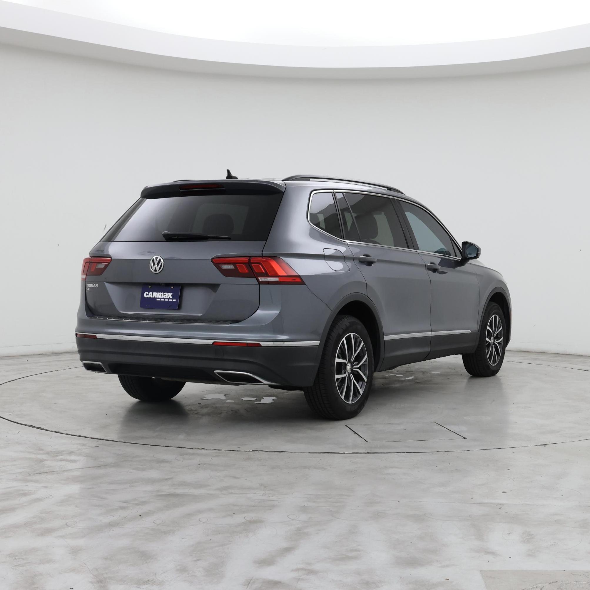 Thumbnail: 2020 Volkswagen Tiguan - 8