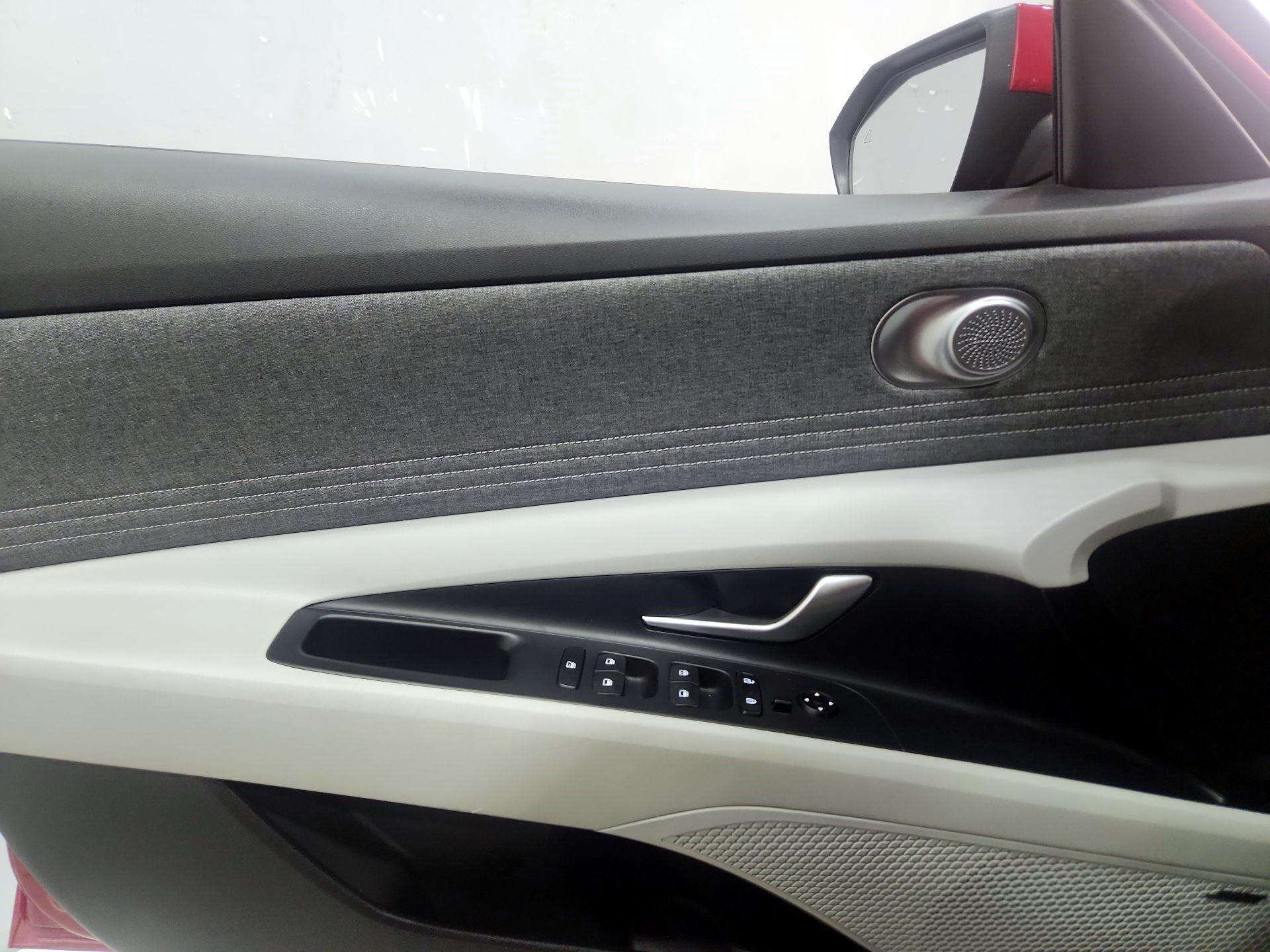 Thumbnail: 2023 Hyundai Elantra - 12