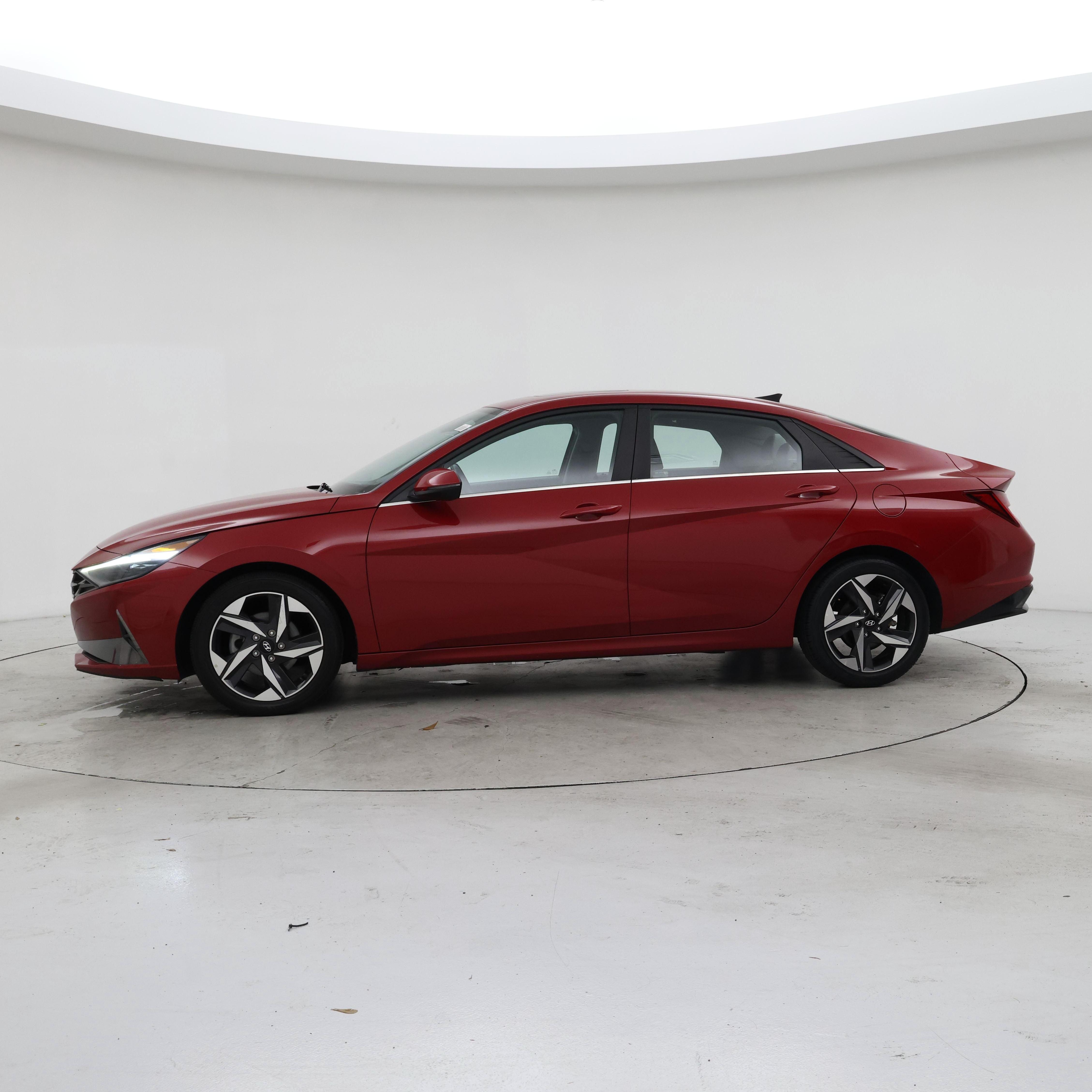 Thumbnail: 2023 Hyundai Elantra - 3