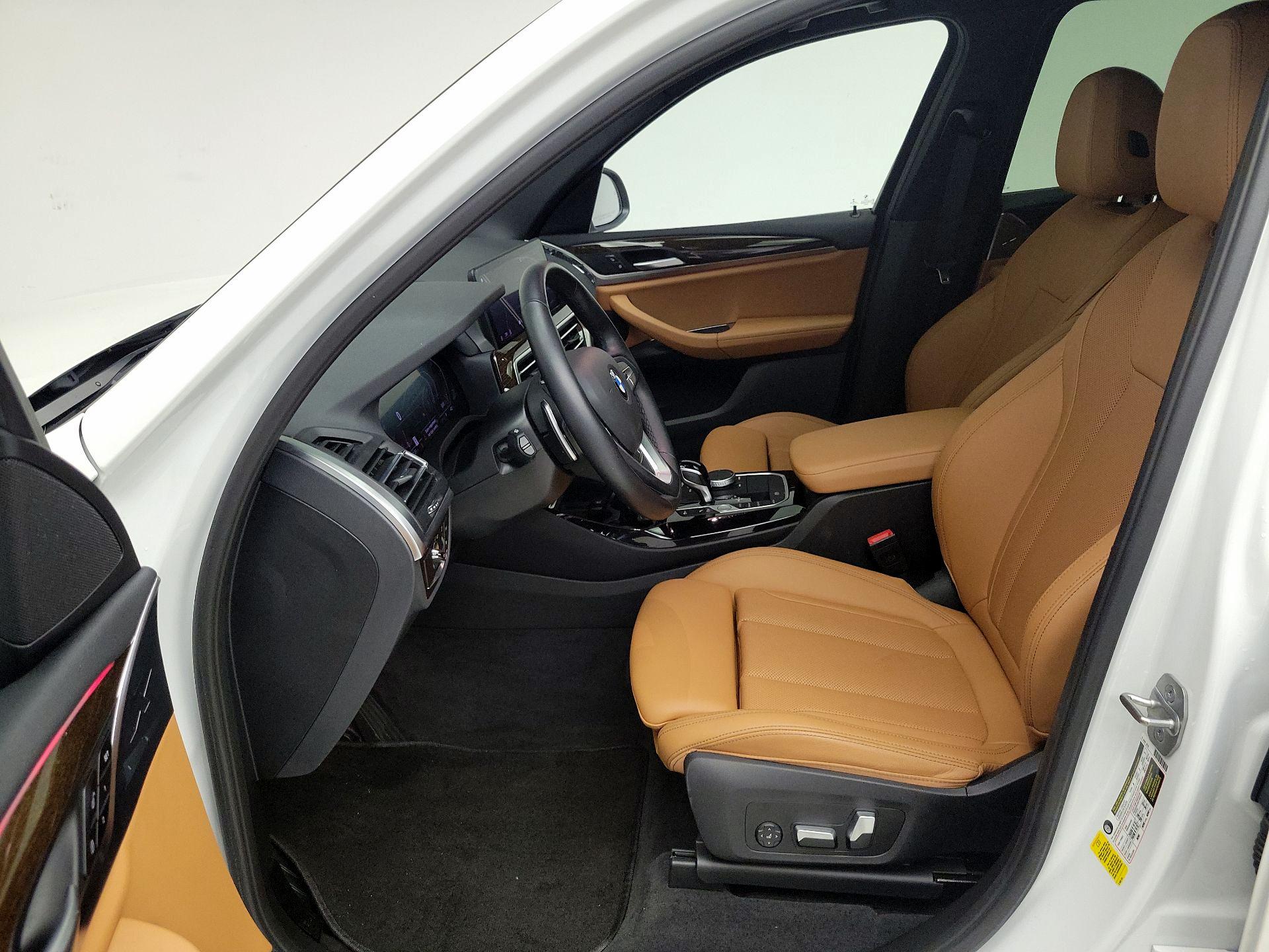 Thumbnail: 2022 BMW X3 - 11