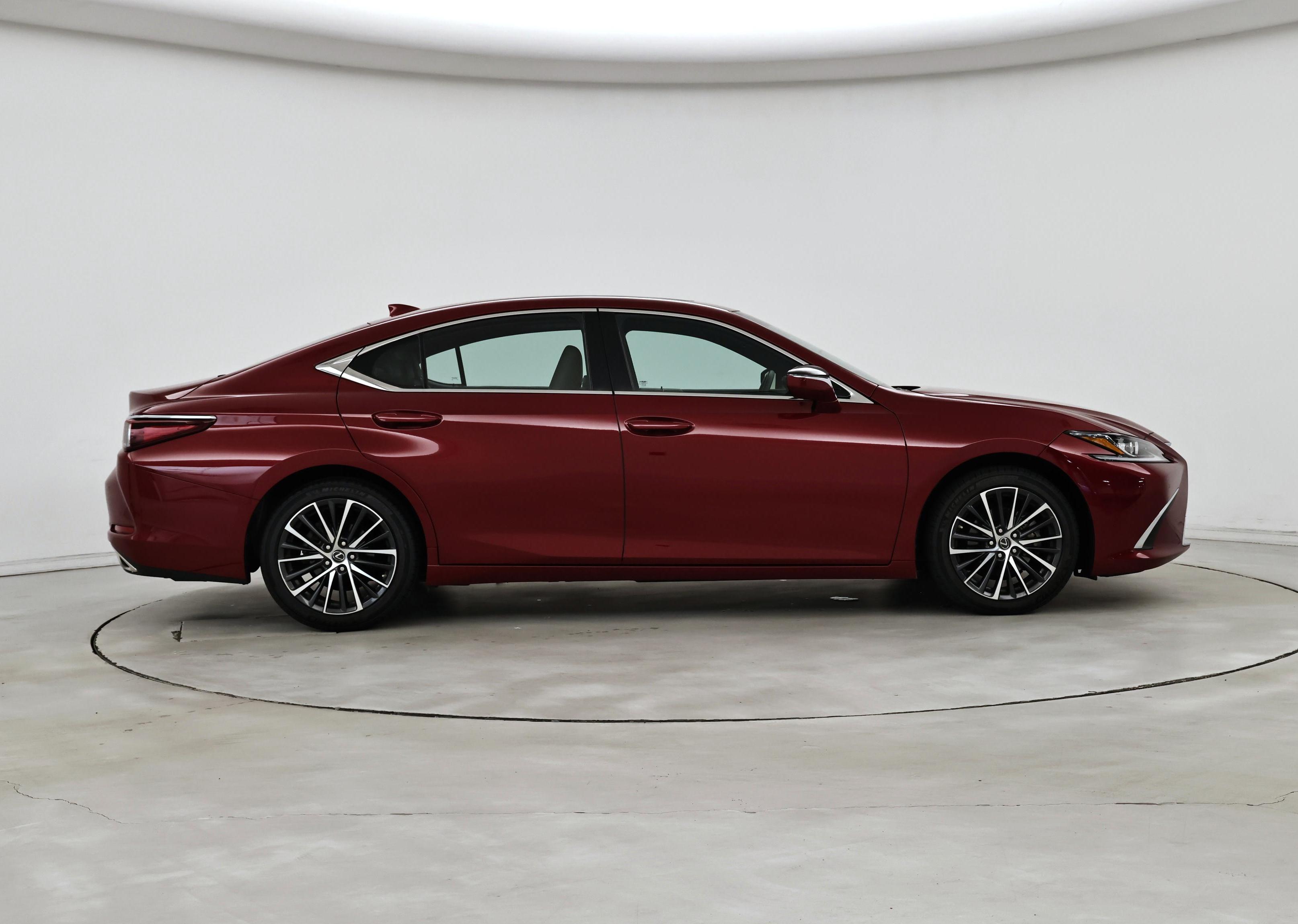 Thumbnail: 2022 Lexus ES - 7