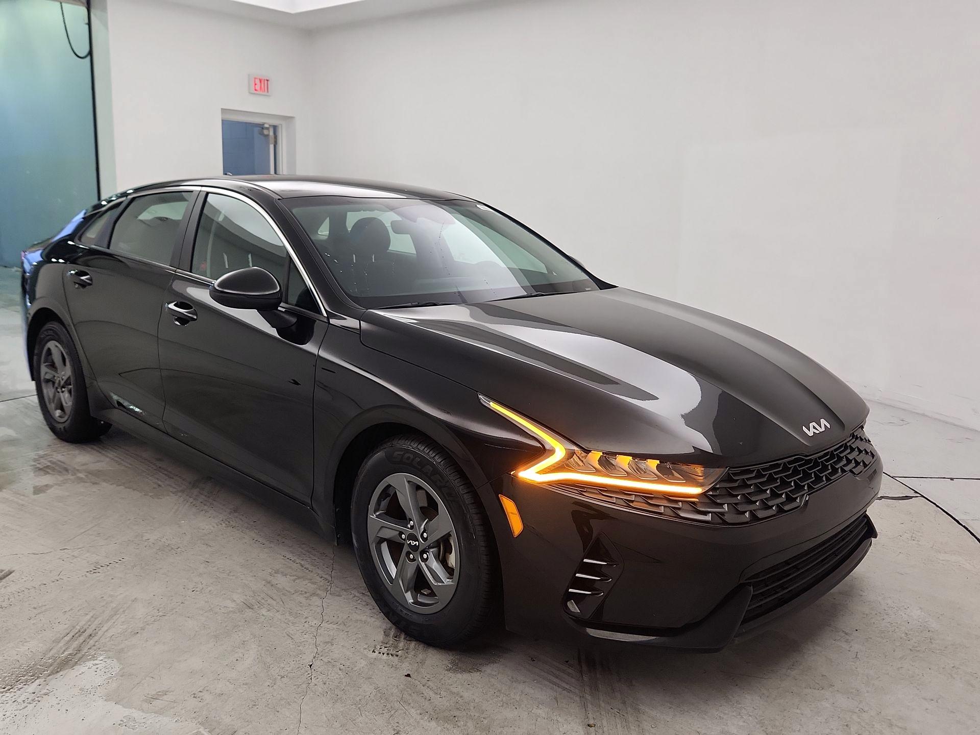 Thumbnail: 2022 Kia K5 - 1