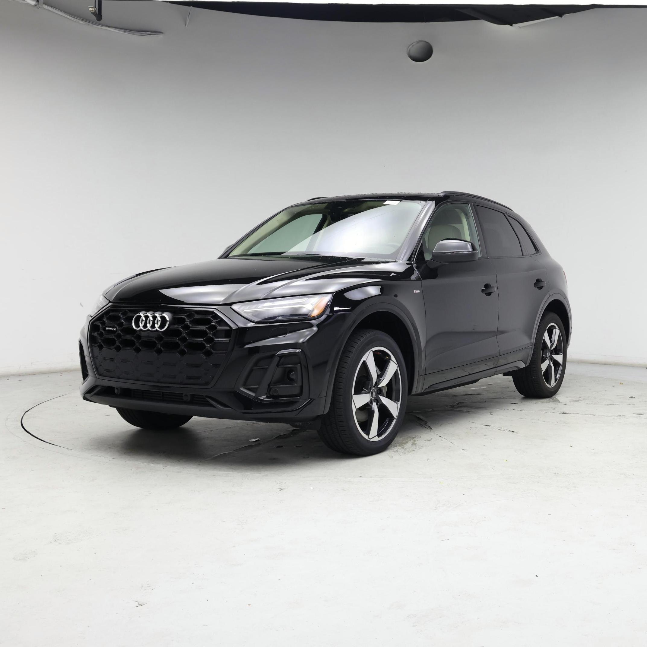 Thumbnail: 2022 Audi Q5 - 4