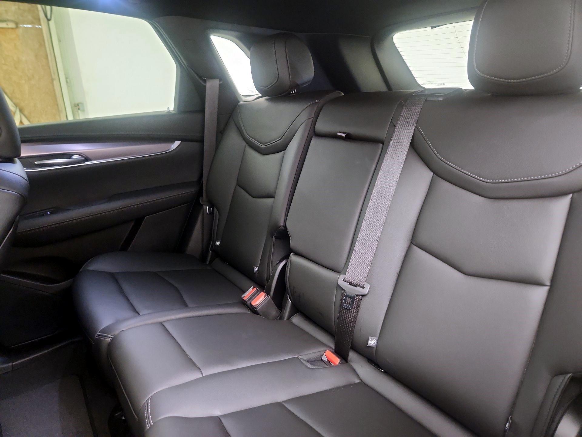 Thumbnail: 2022 Cadillac XT5 - 18