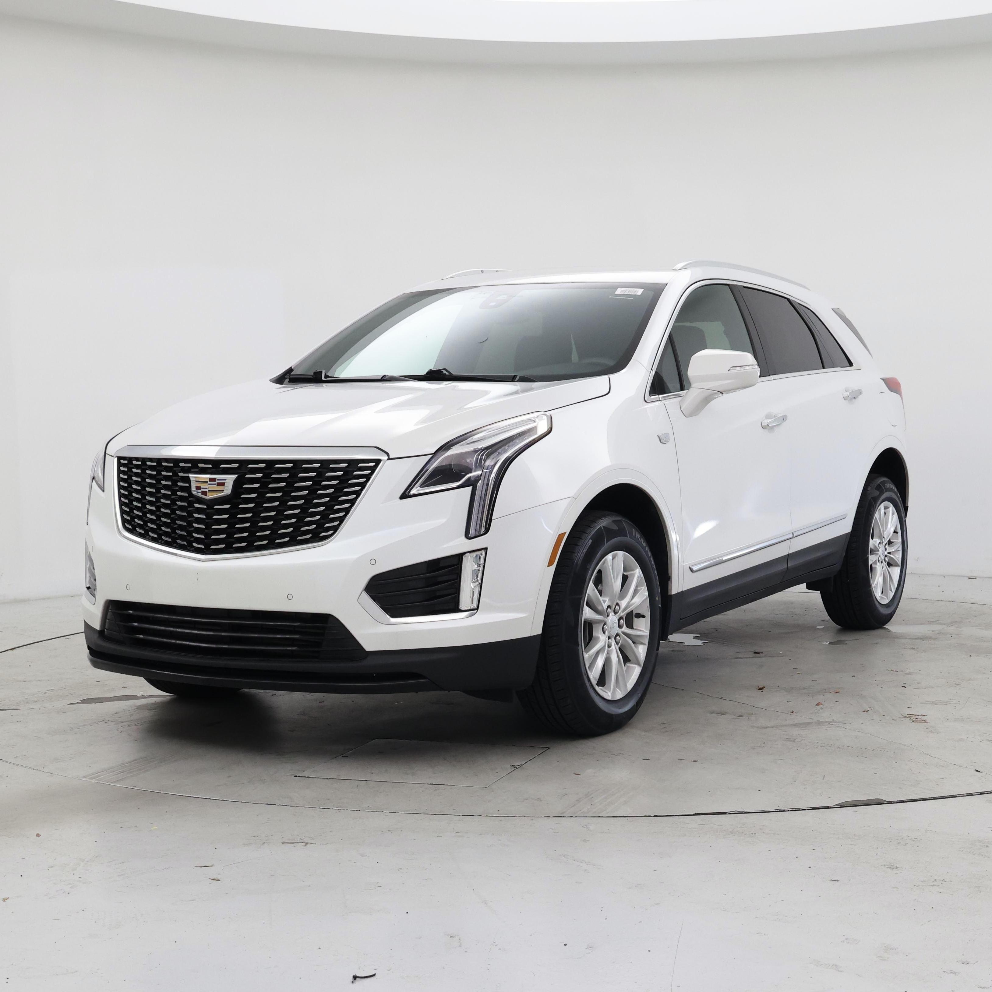 Thumbnail: 2022 Cadillac XT5 - 4