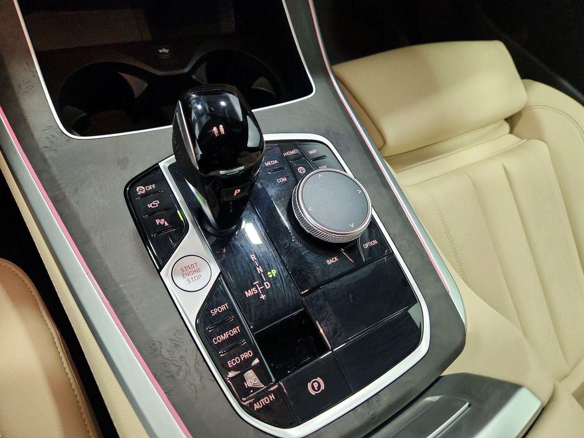 Thumbnail: 2022 BMW X5 - 17