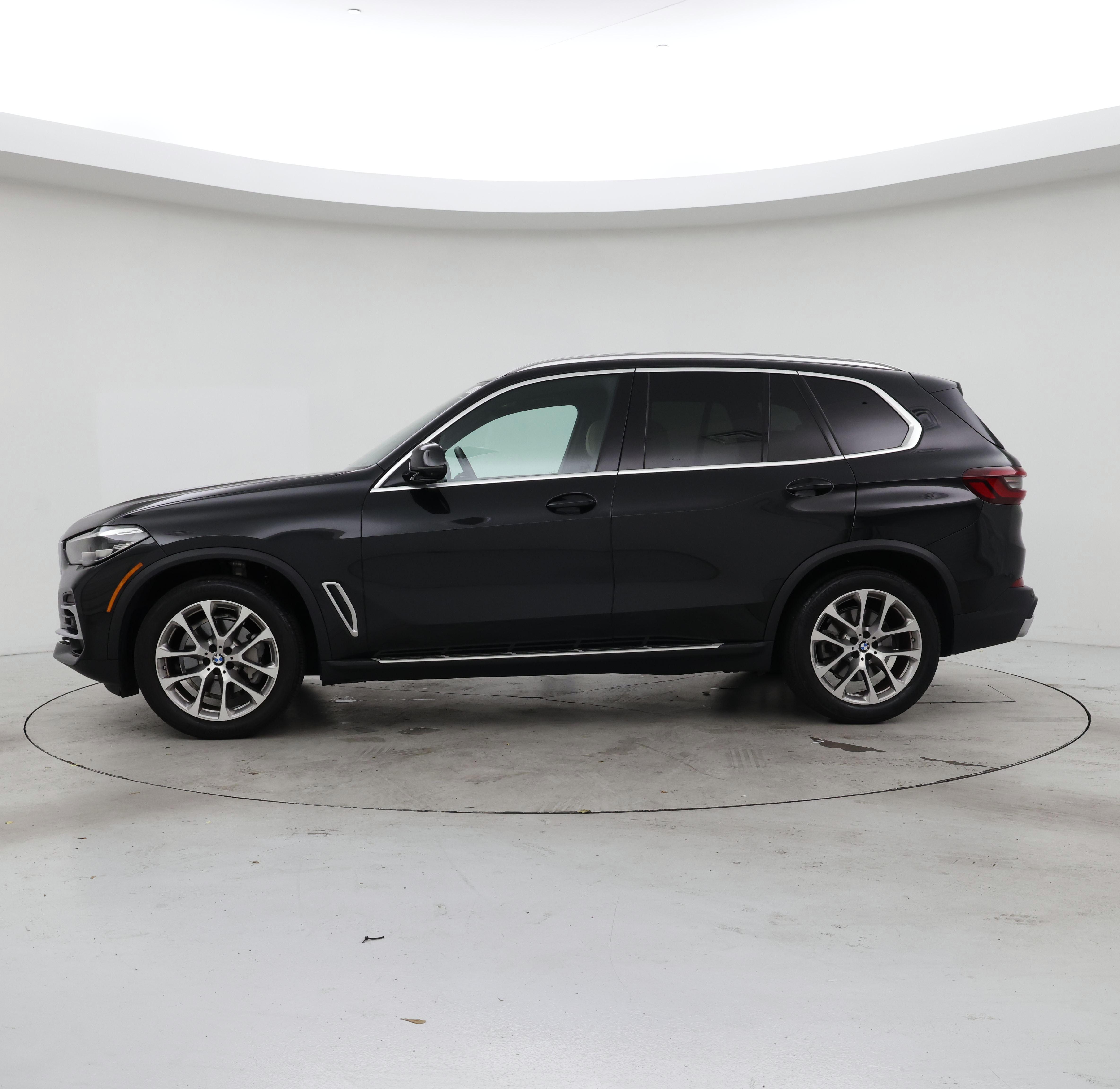 Thumbnail: 2022 BMW X5 - 3