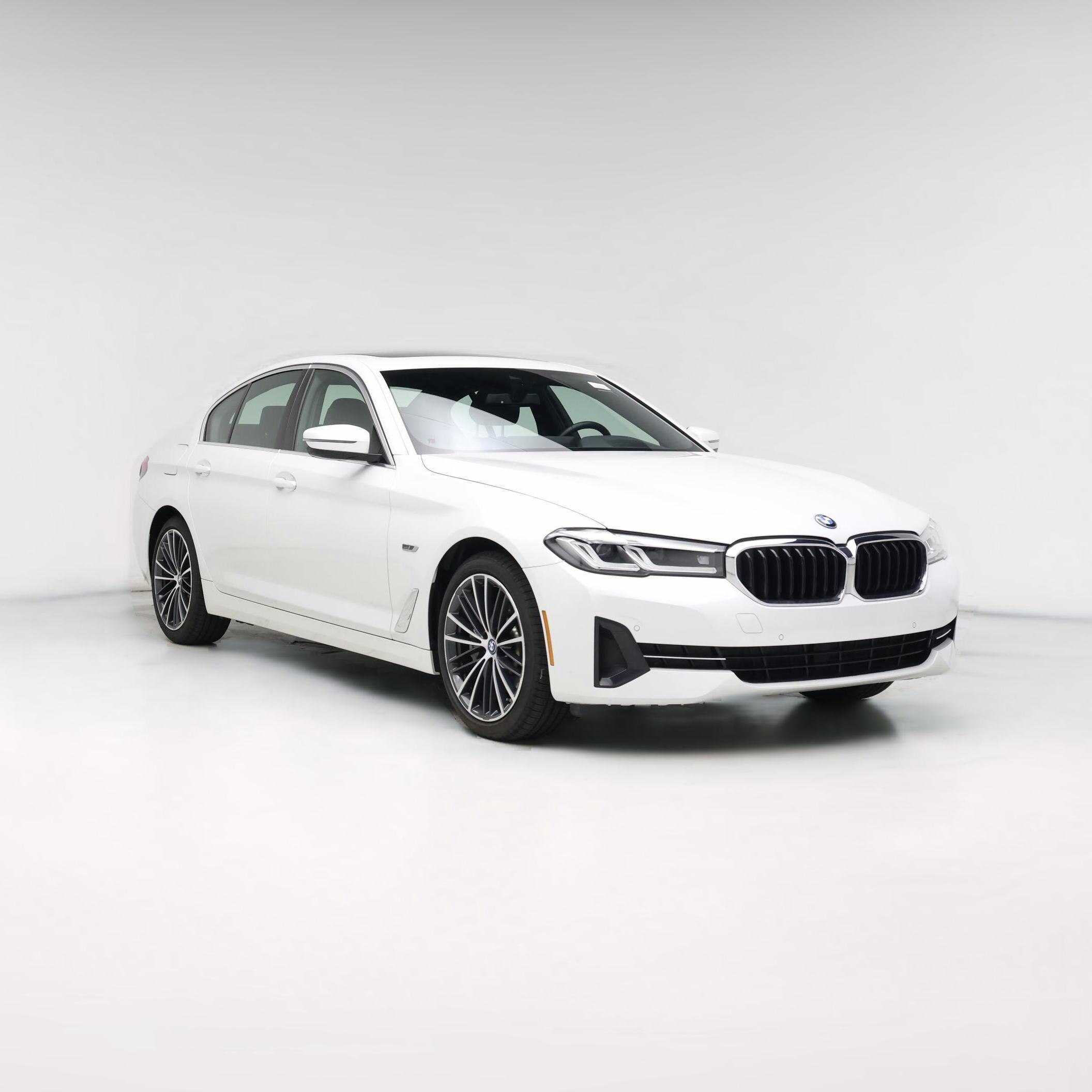 Thumbnail: 2022 BMW 5 Series - 1