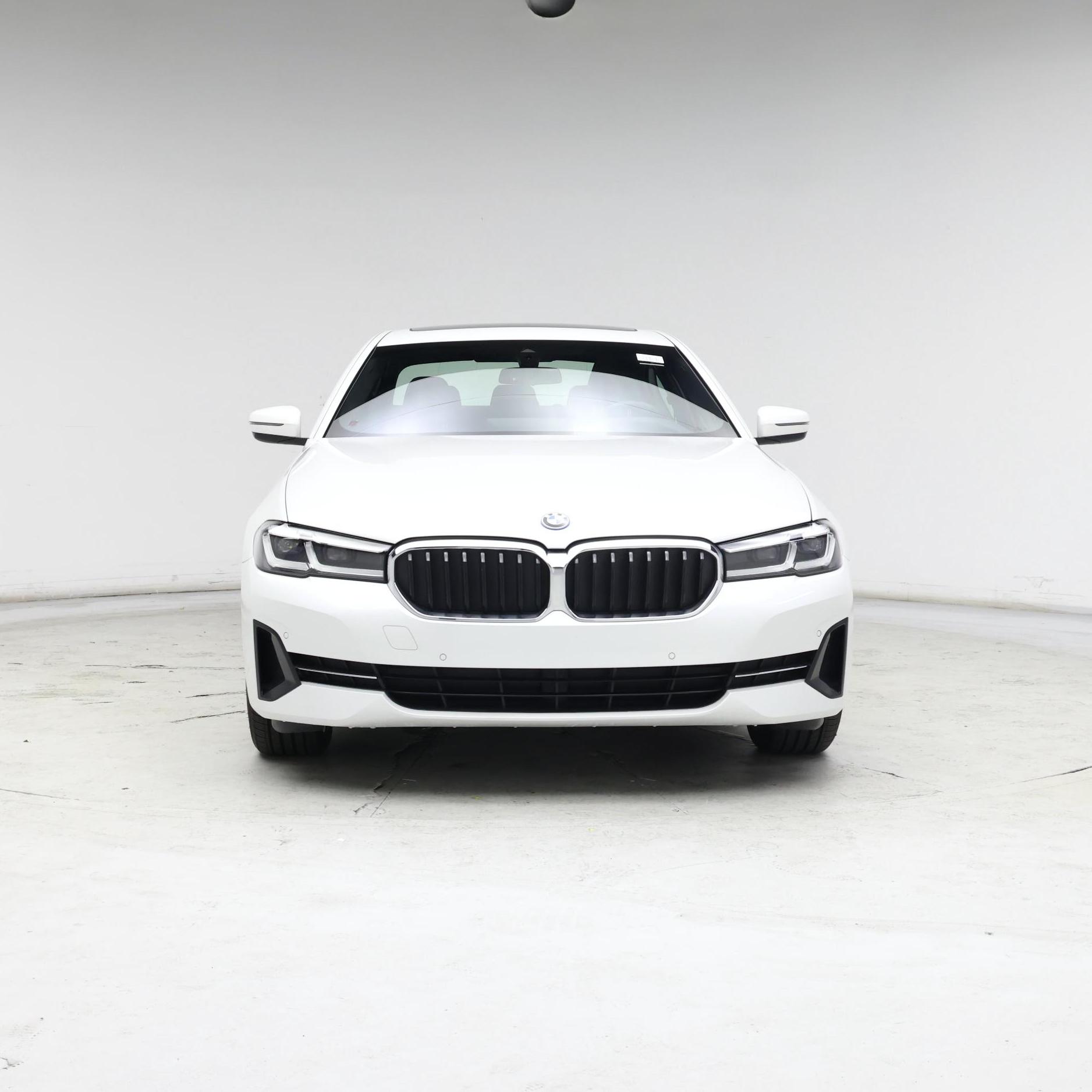 Thumbnail: 2022 BMW 5 Series - 5