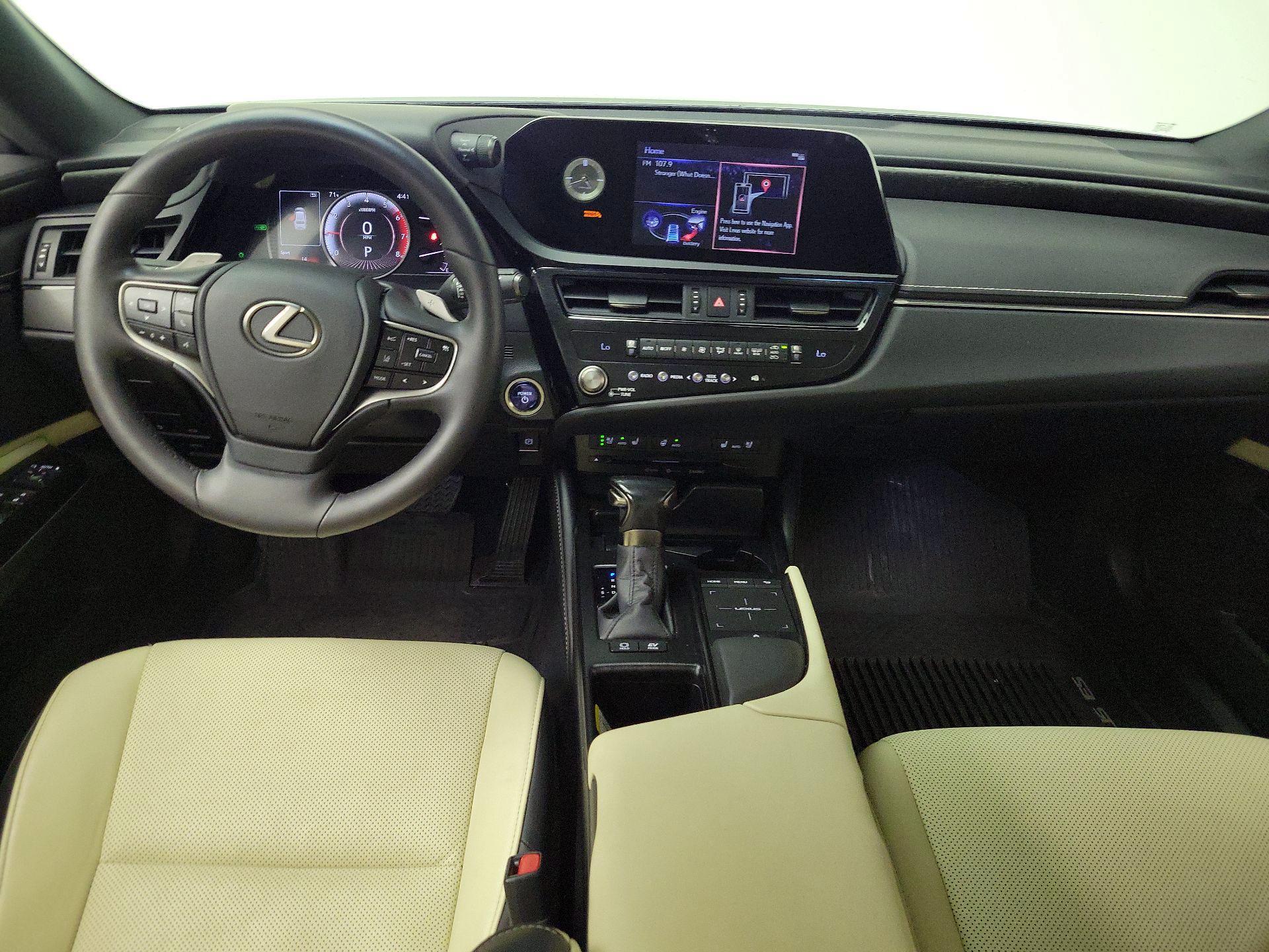 Thumbnail: 2022 Lexus ES - 9